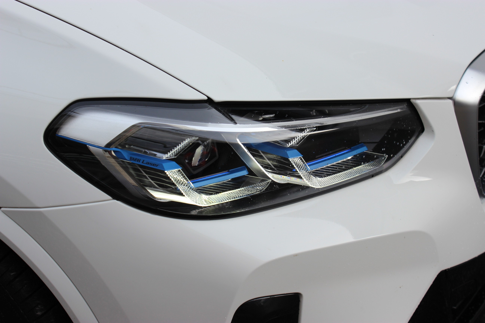 listing desktop thumbnail image 7