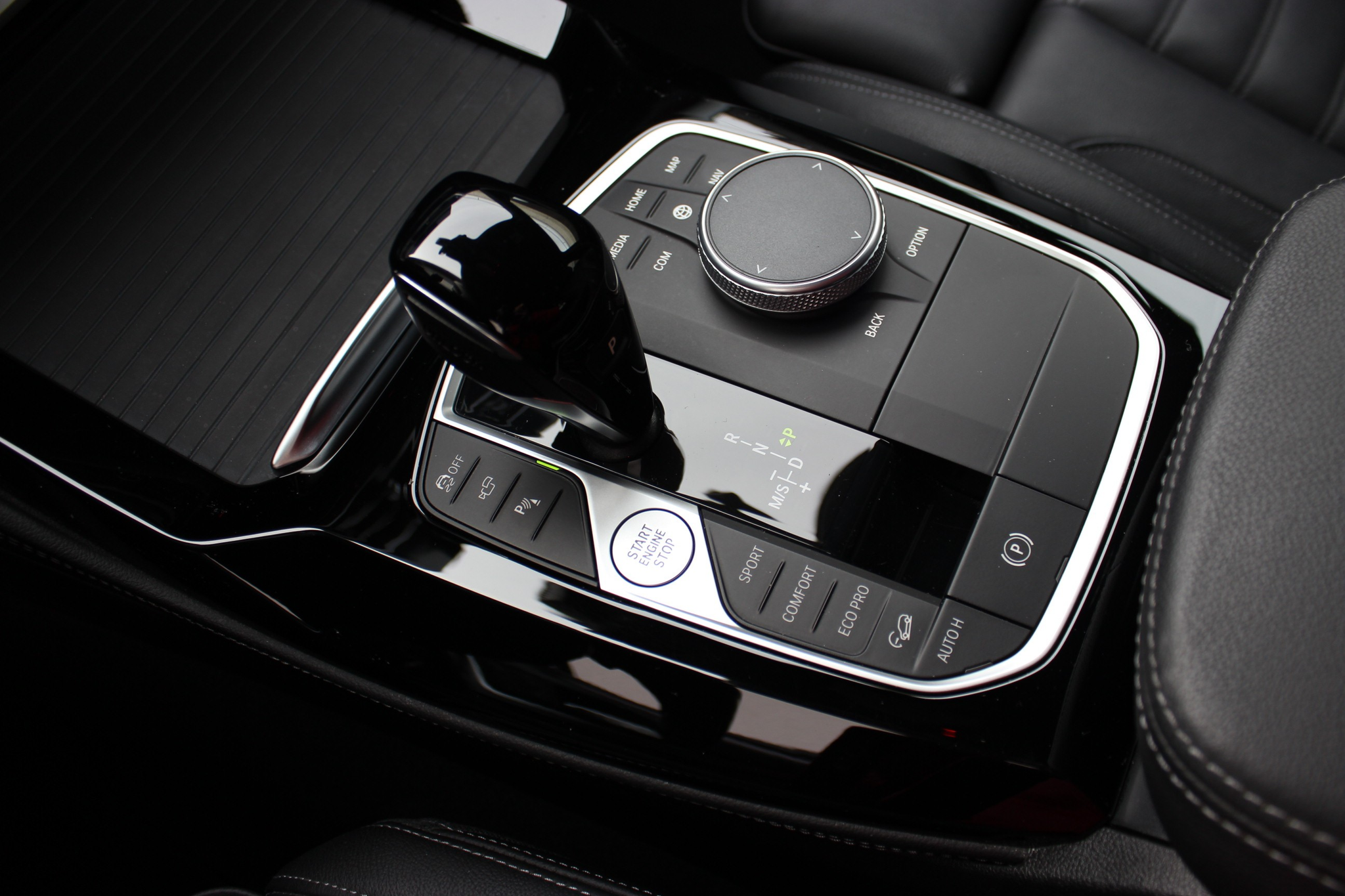 listing desktop thumbnail image 12