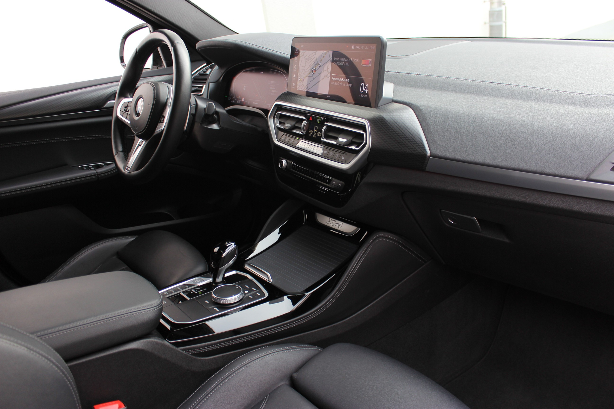 listing desktop thumbnail image 1