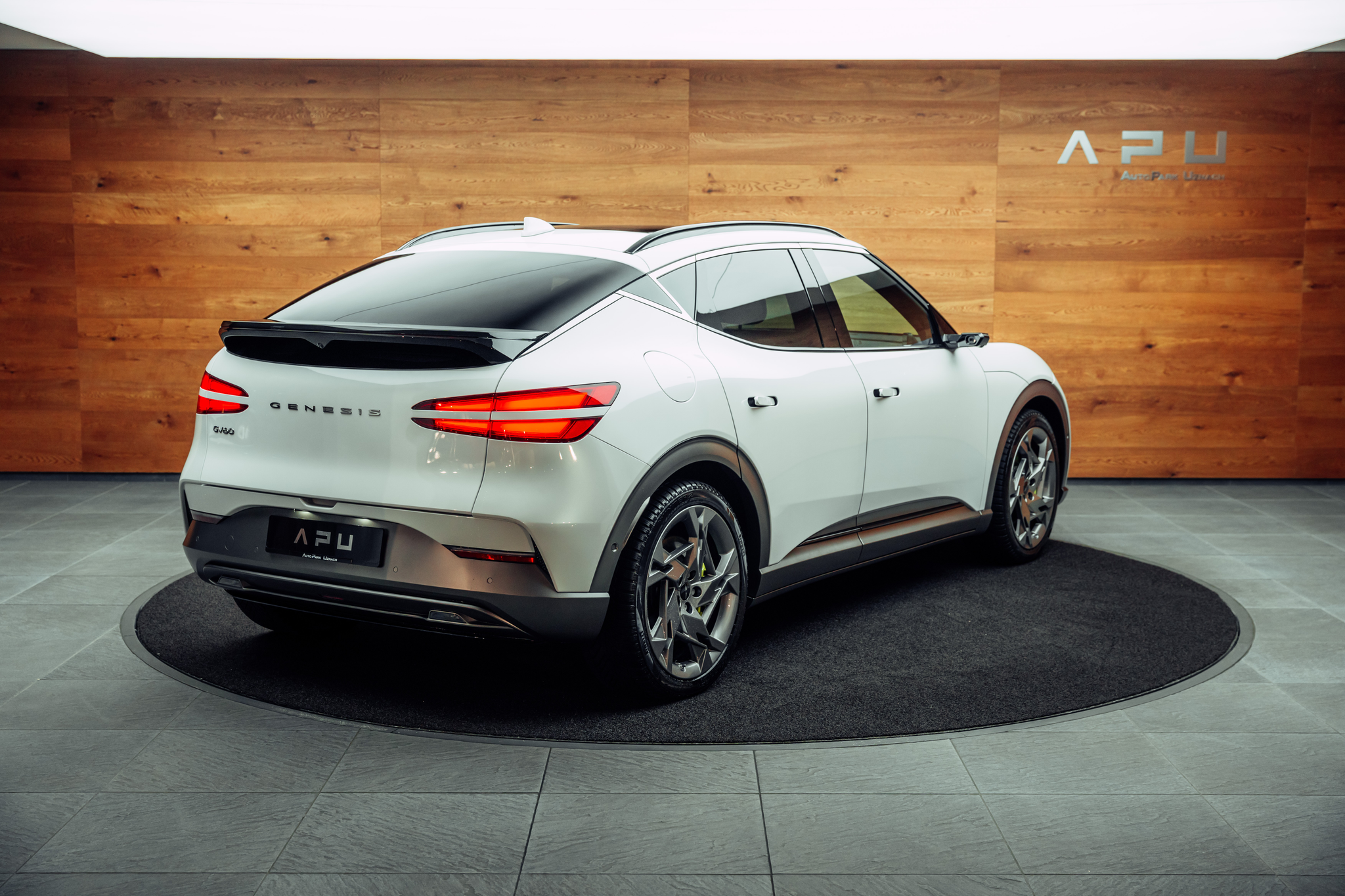 listing desktop thumbnail image 1