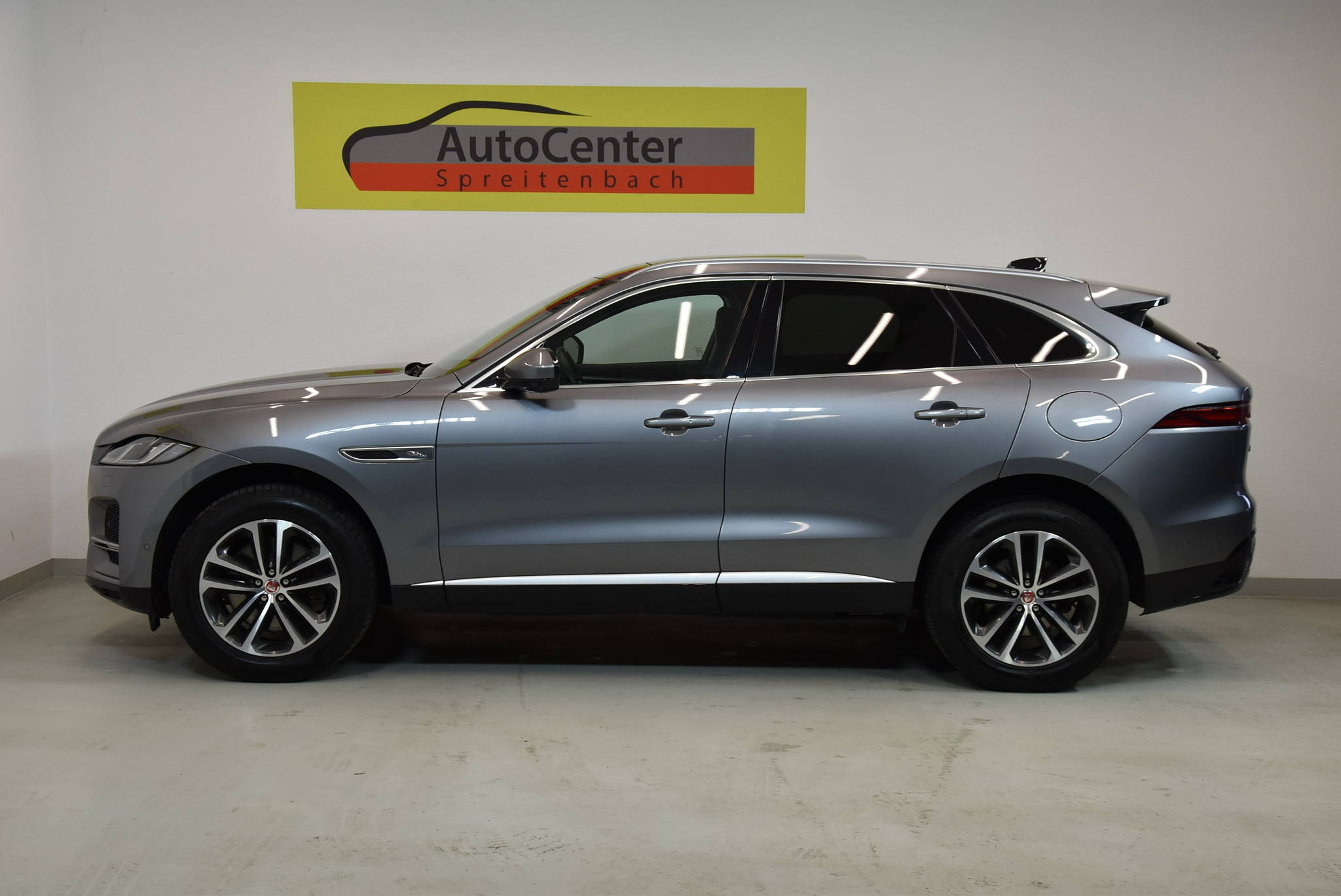 listing desktop thumbnail image 13