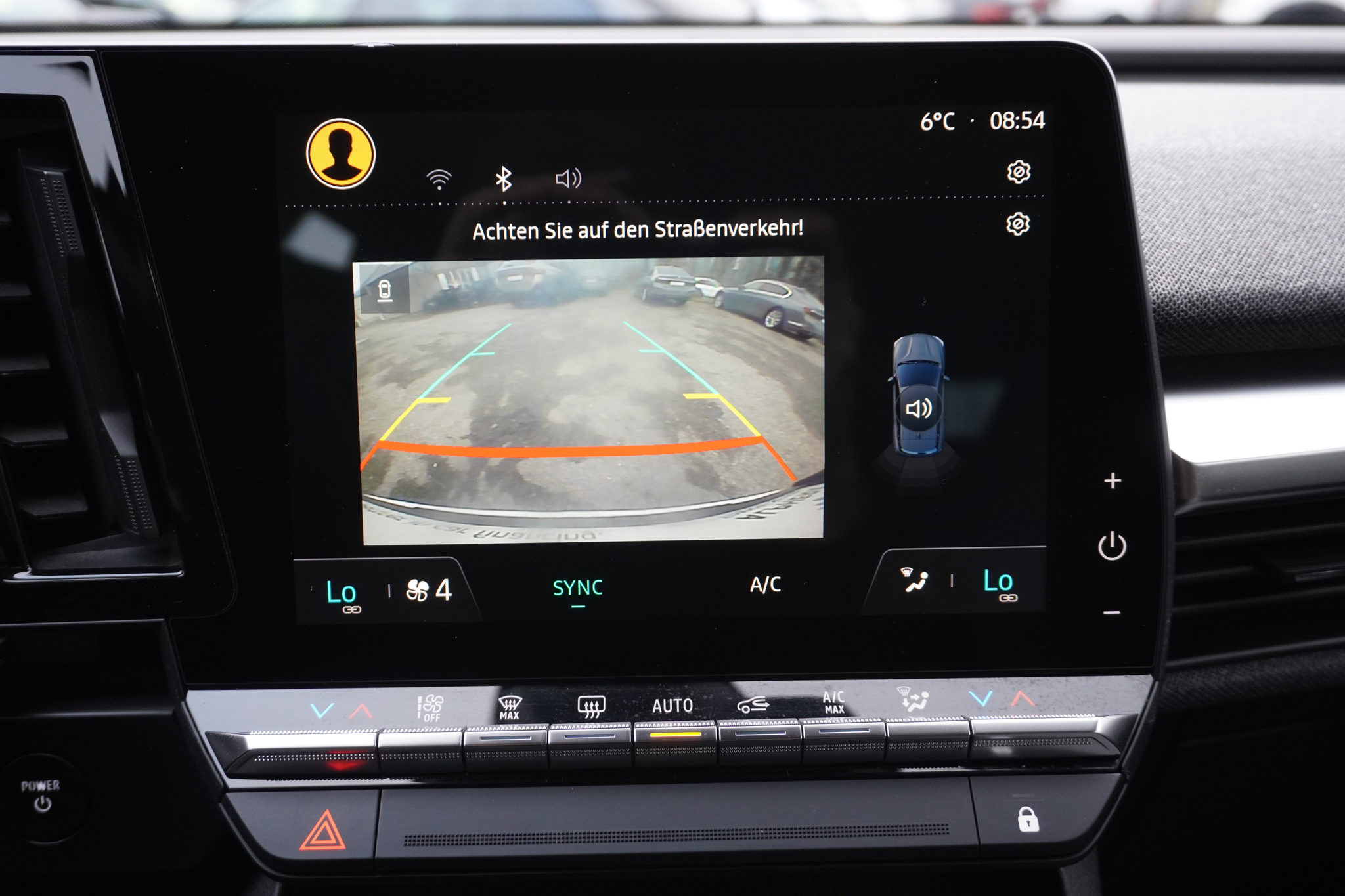 listing desktop thumbnail image 17