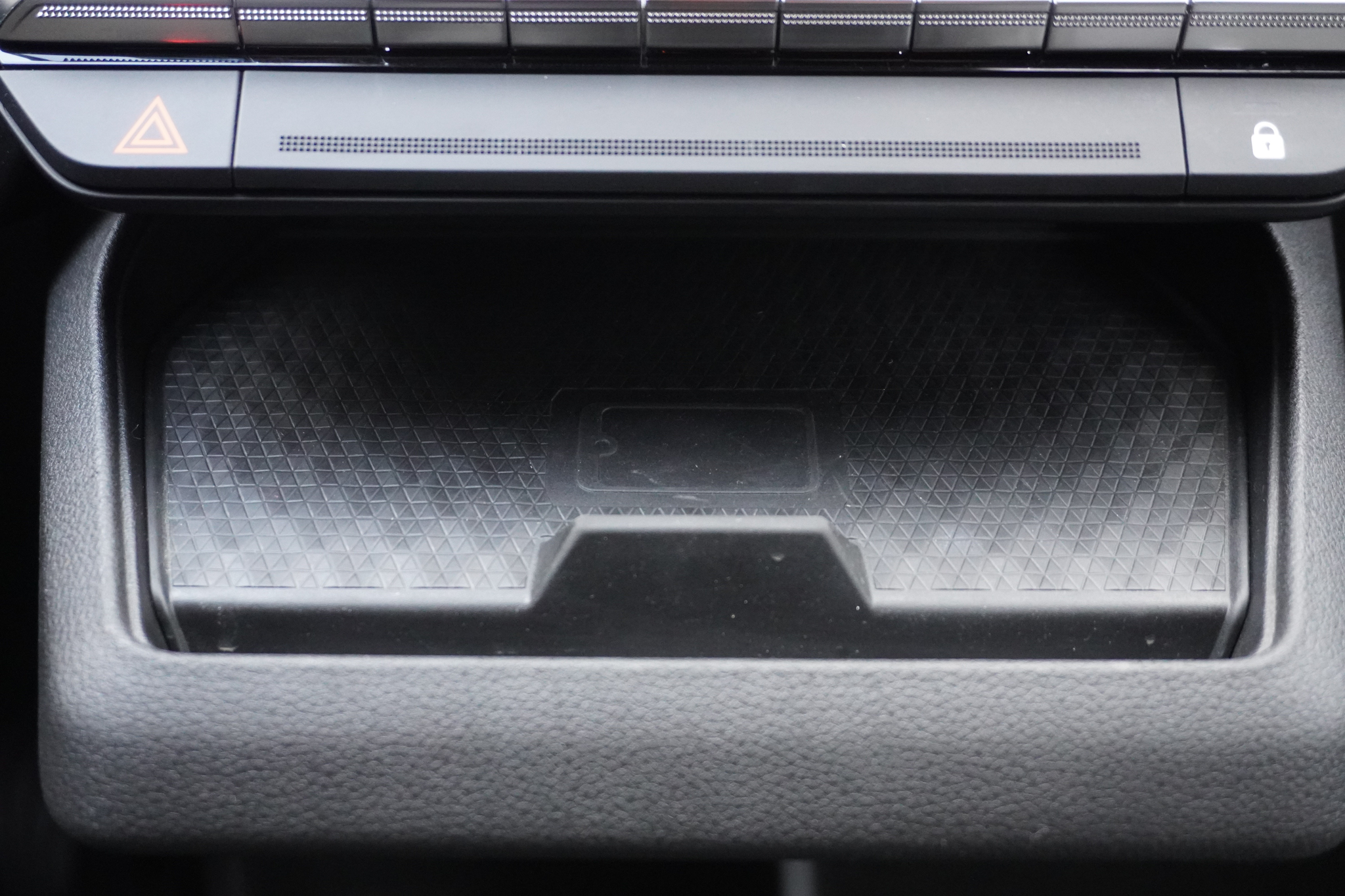 listing desktop thumbnail image 23