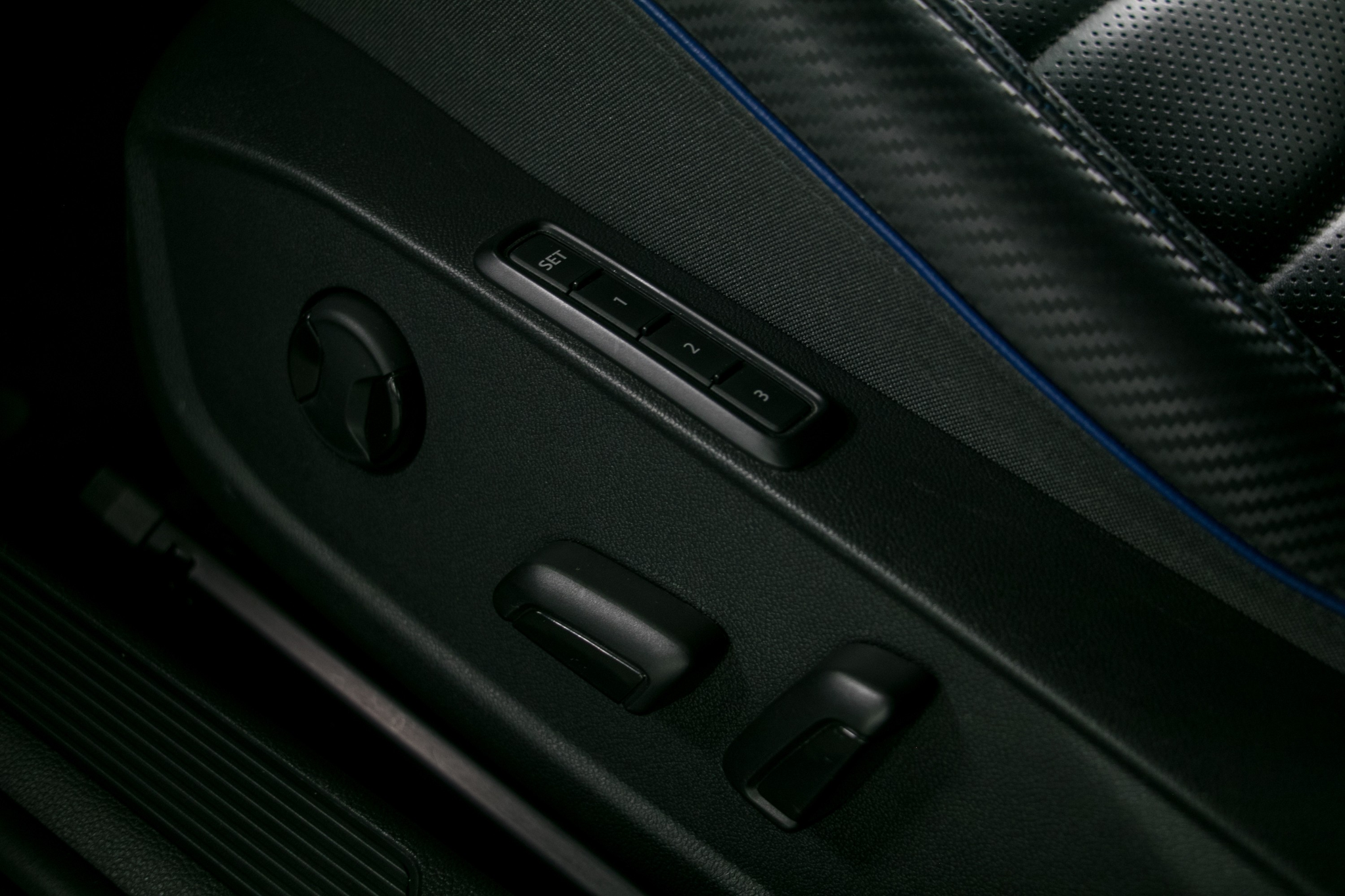 listing desktop thumbnail image 12