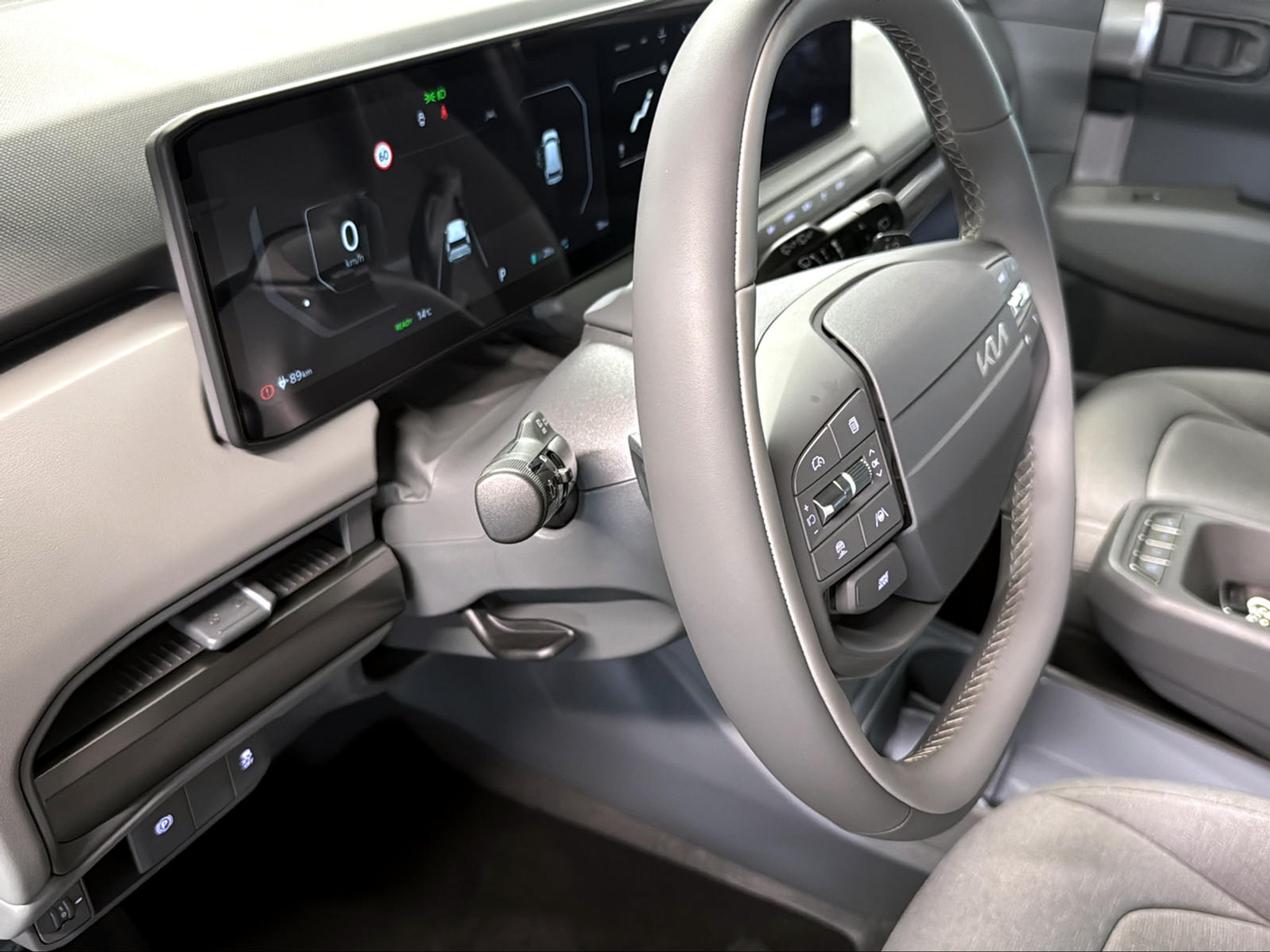 listing desktop thumbnail image 15