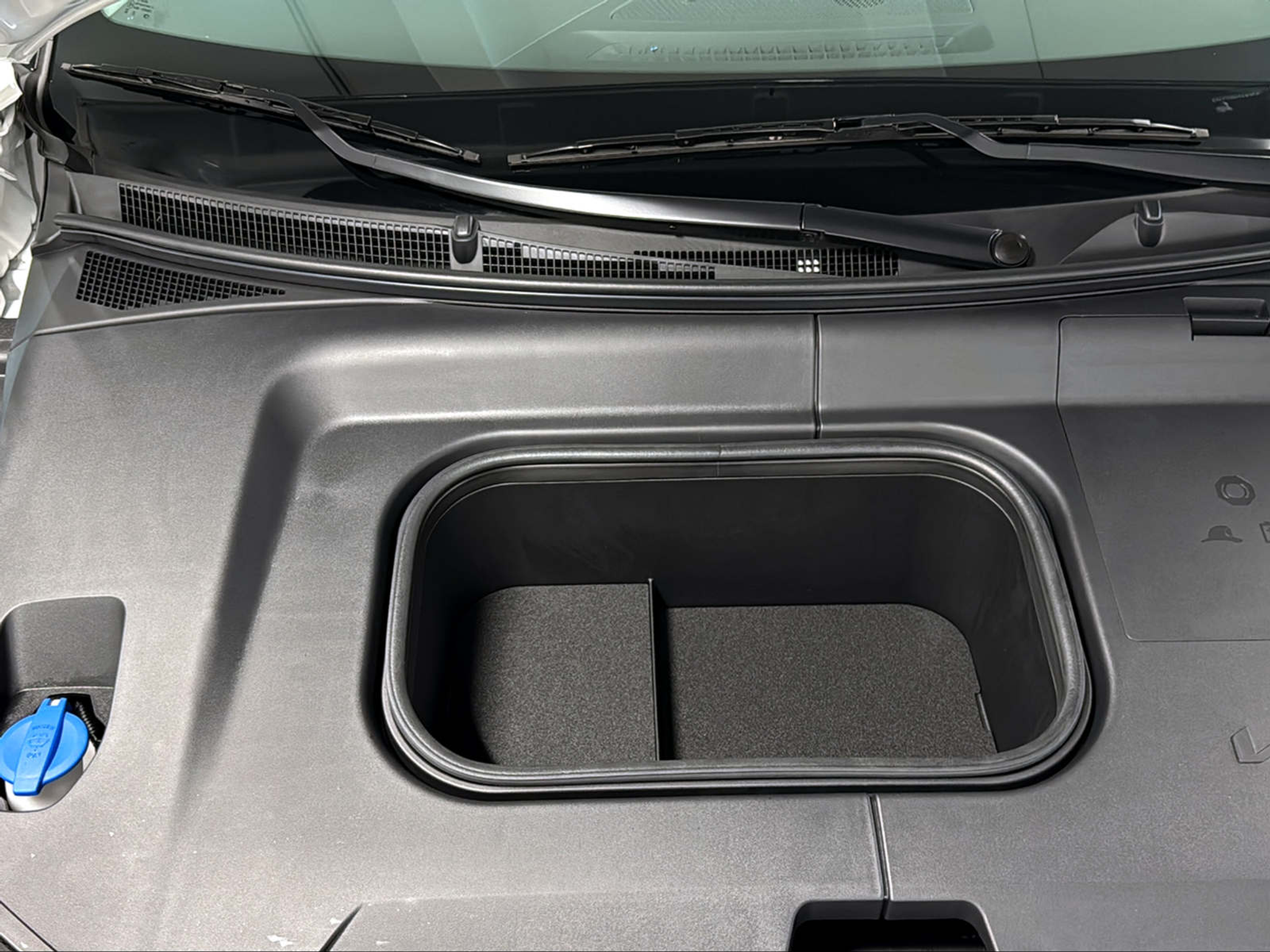 listing desktop thumbnail image 29