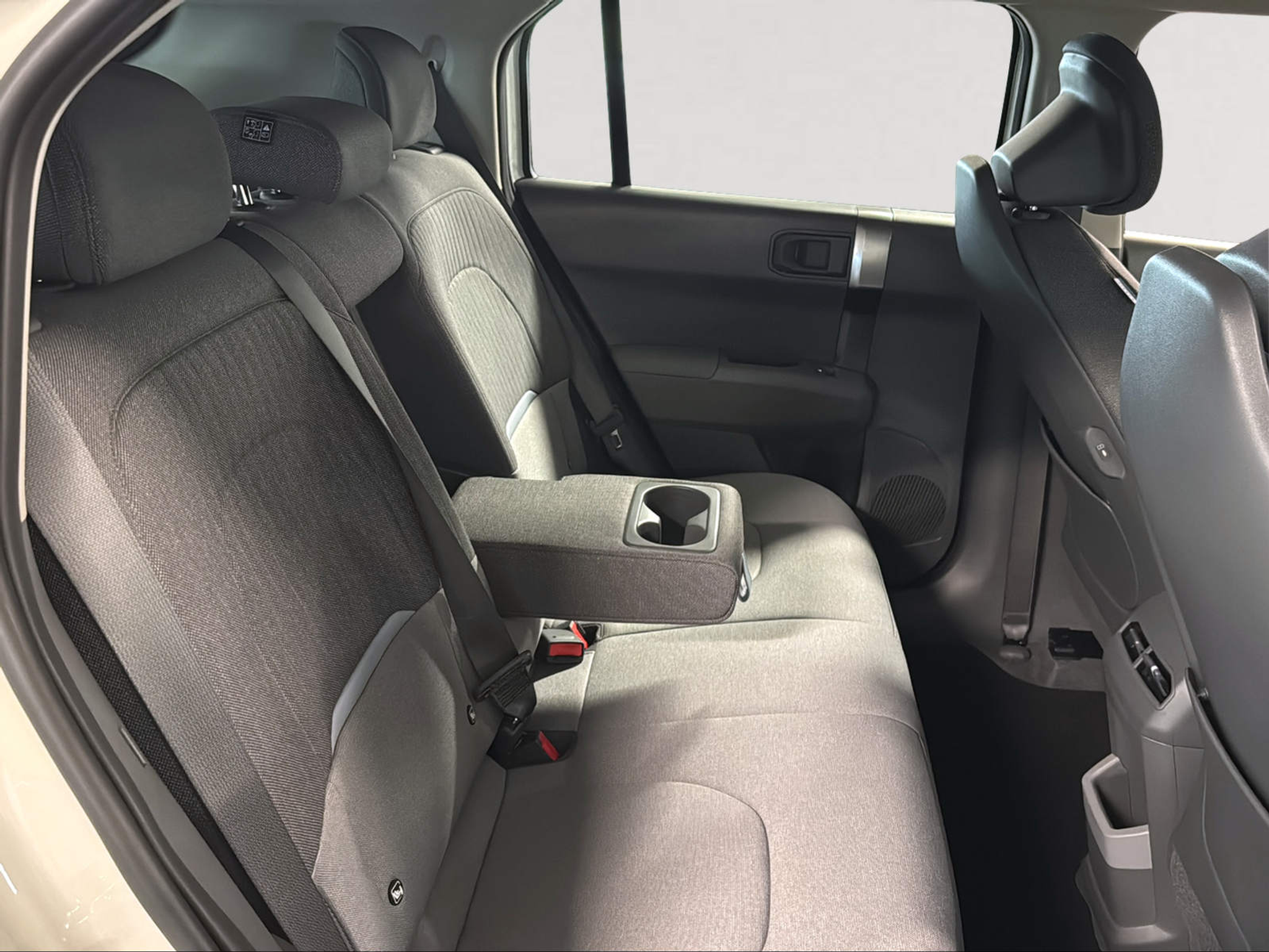 listing desktop thumbnail image 22