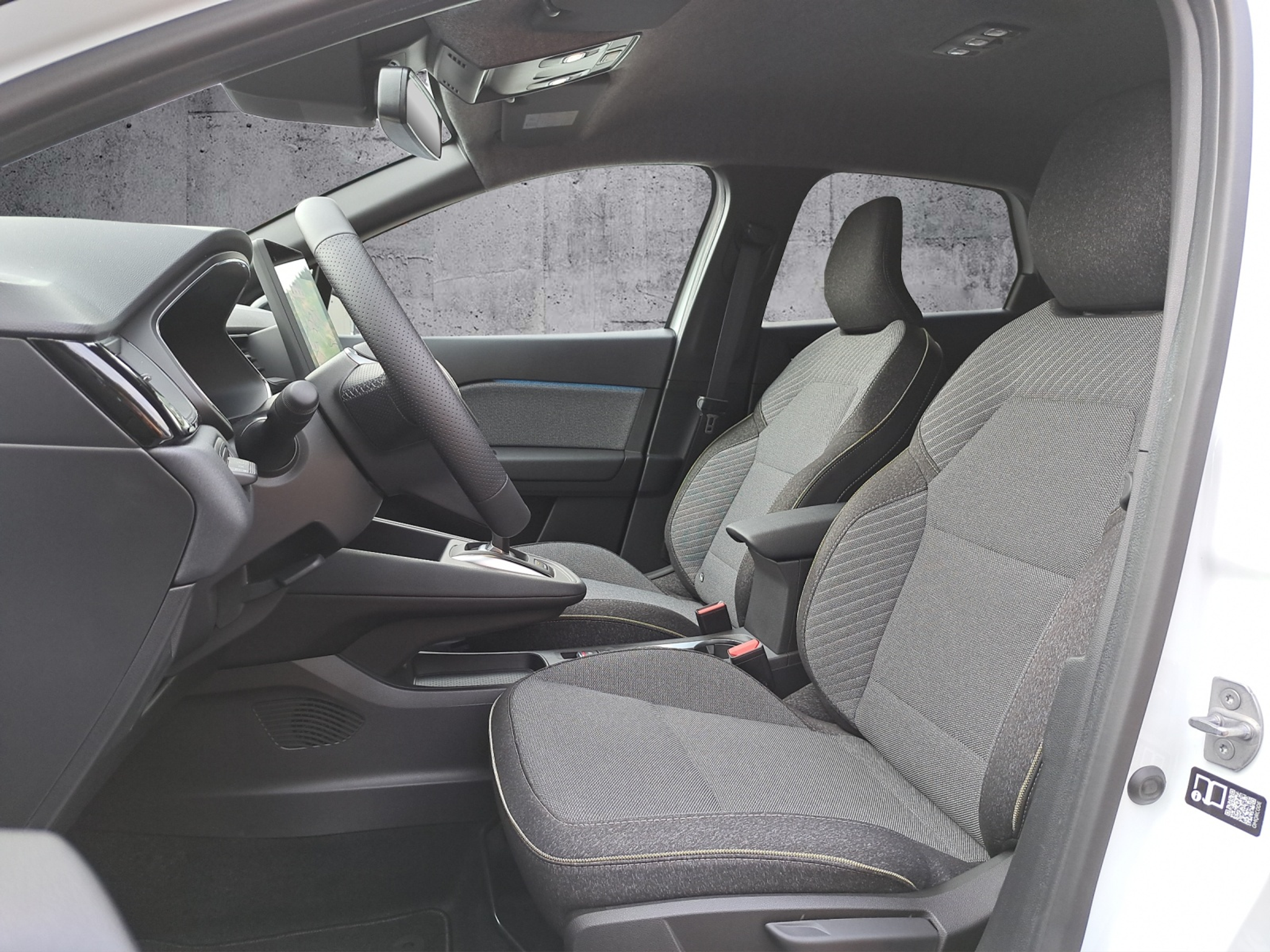 listing desktop thumbnail image 9