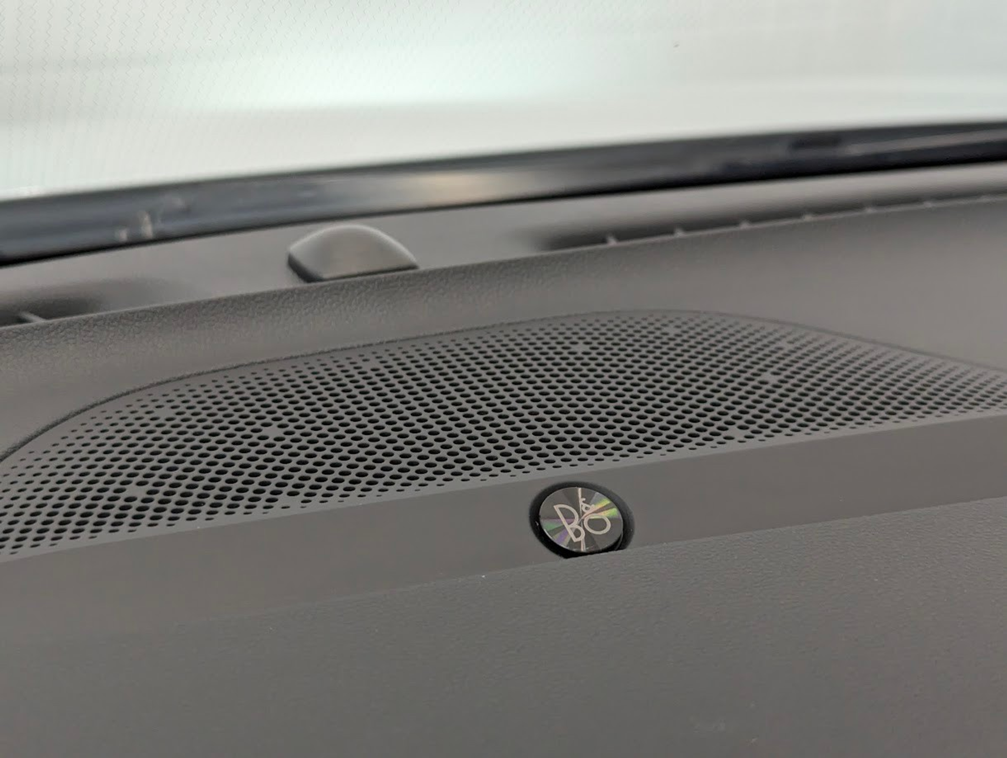 listing desktop thumbnail image 7