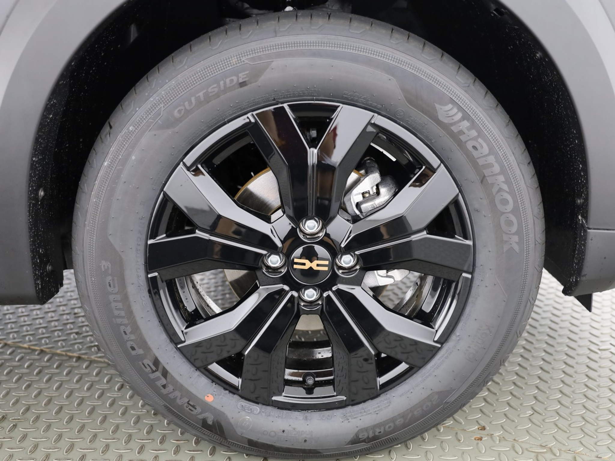 listing desktop thumbnail image 3