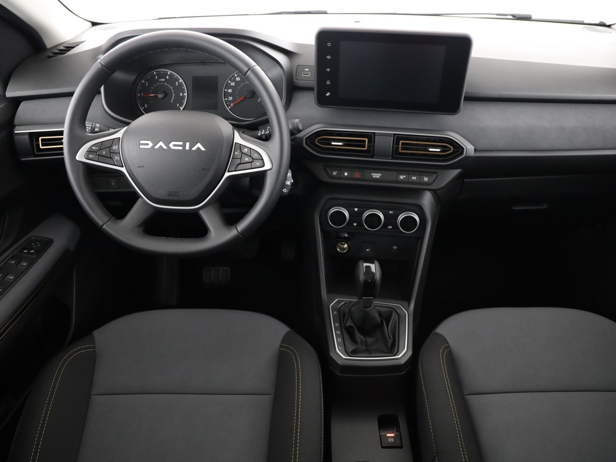 listing desktop thumbnail image 4