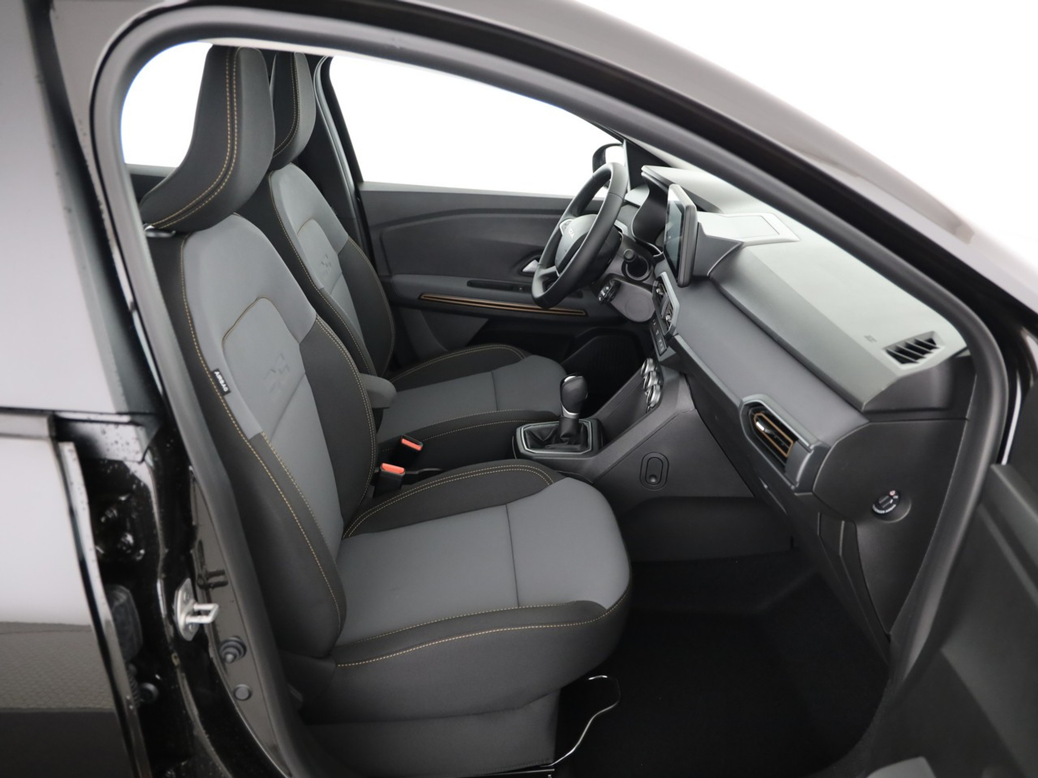 listing desktop thumbnail image 6