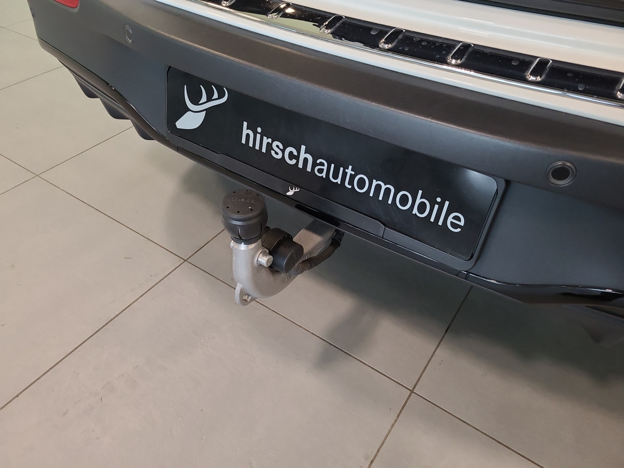 listing desktop thumbnail image 15