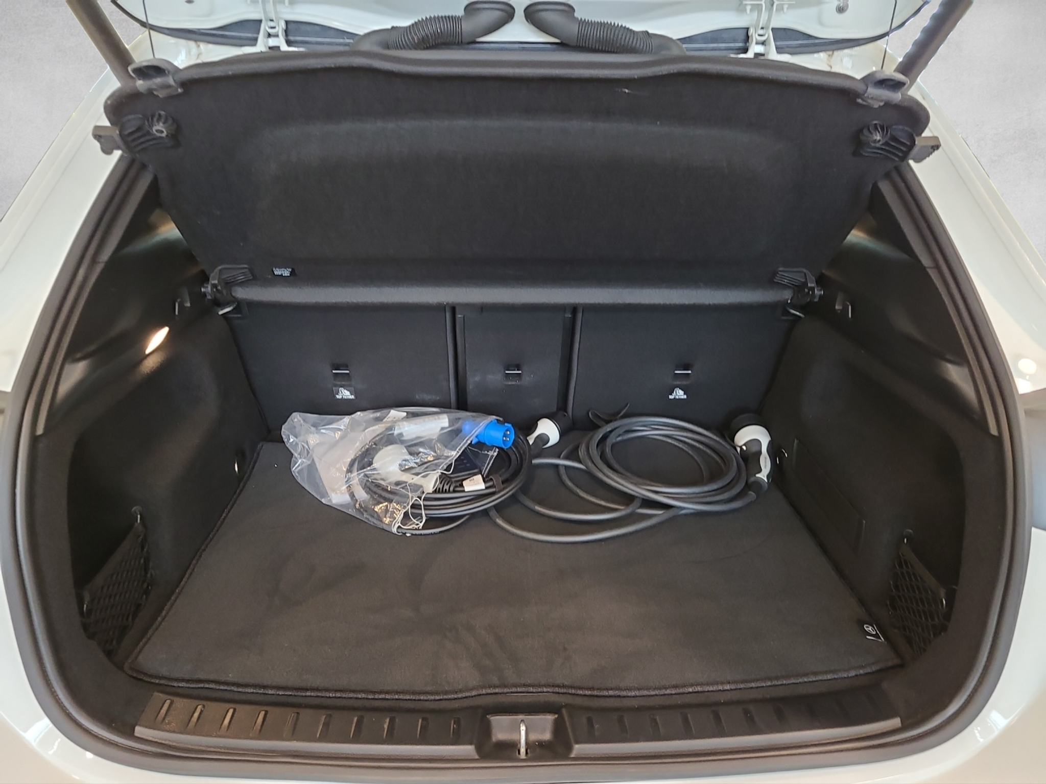 listing desktop thumbnail image 13