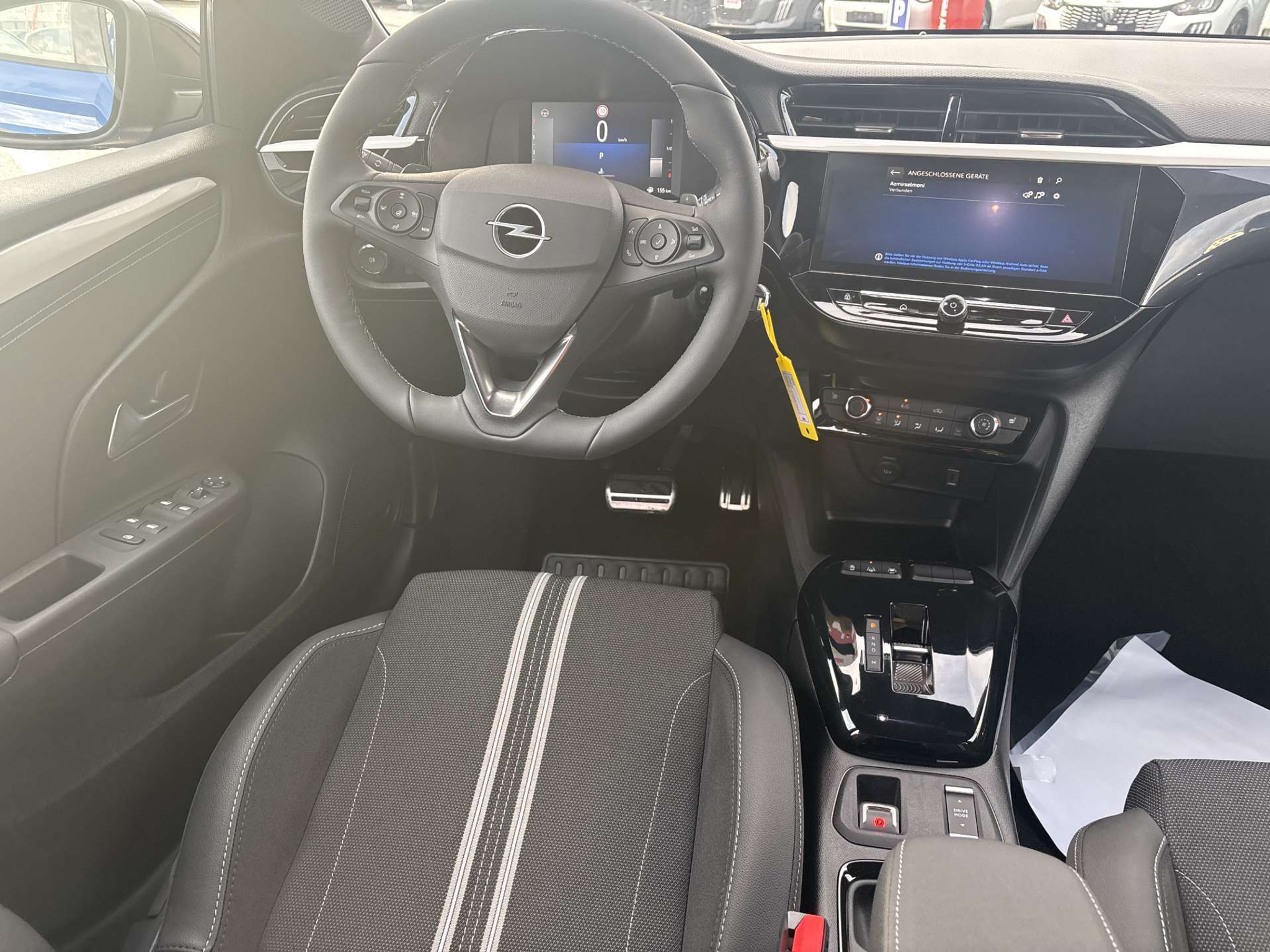 listing desktop thumbnail image 4