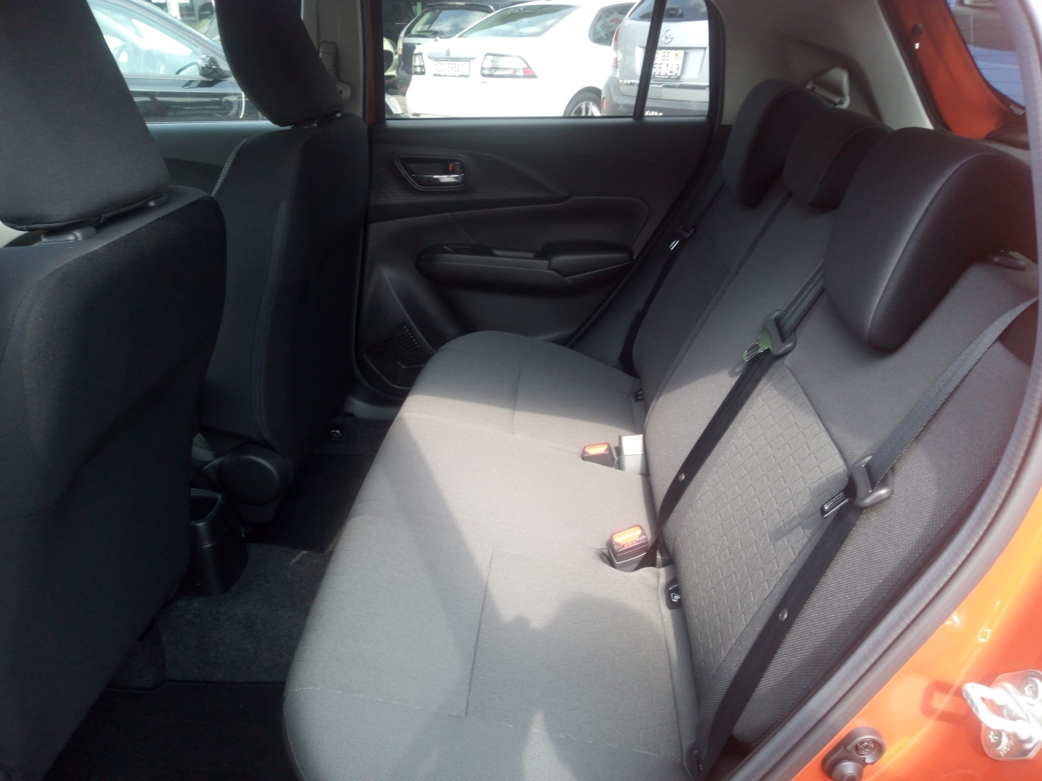 listing desktop thumbnail image 10