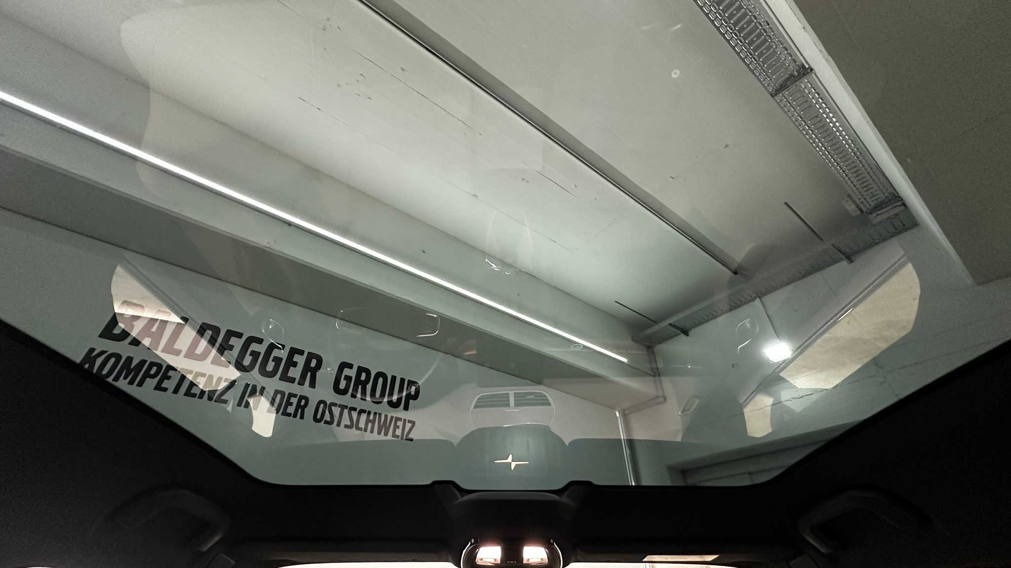 listing desktop thumbnail image 9