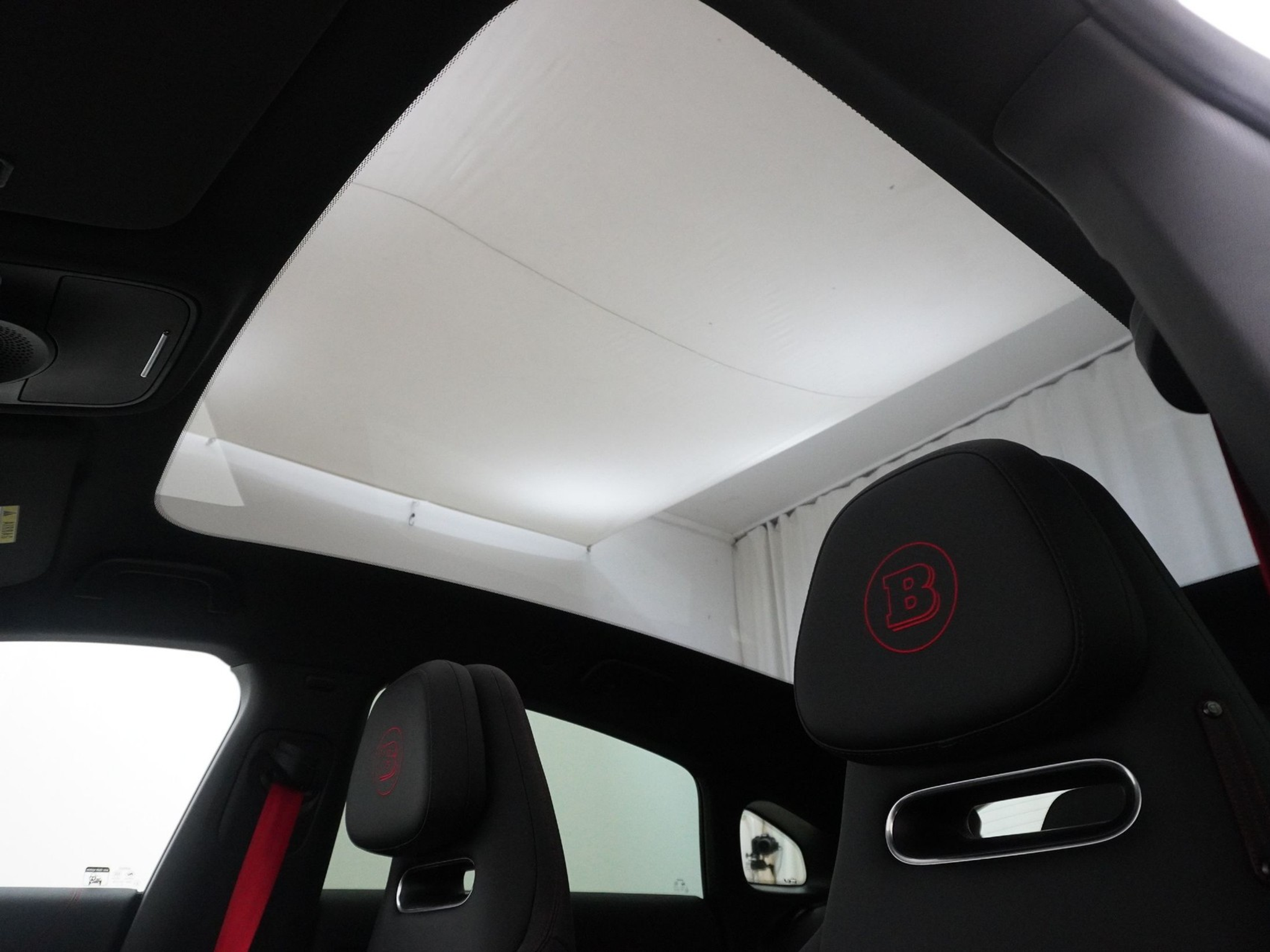 listing desktop thumbnail image 24