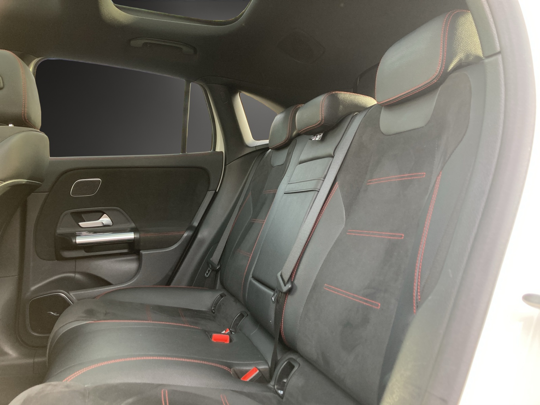 listing desktop thumbnail image 10