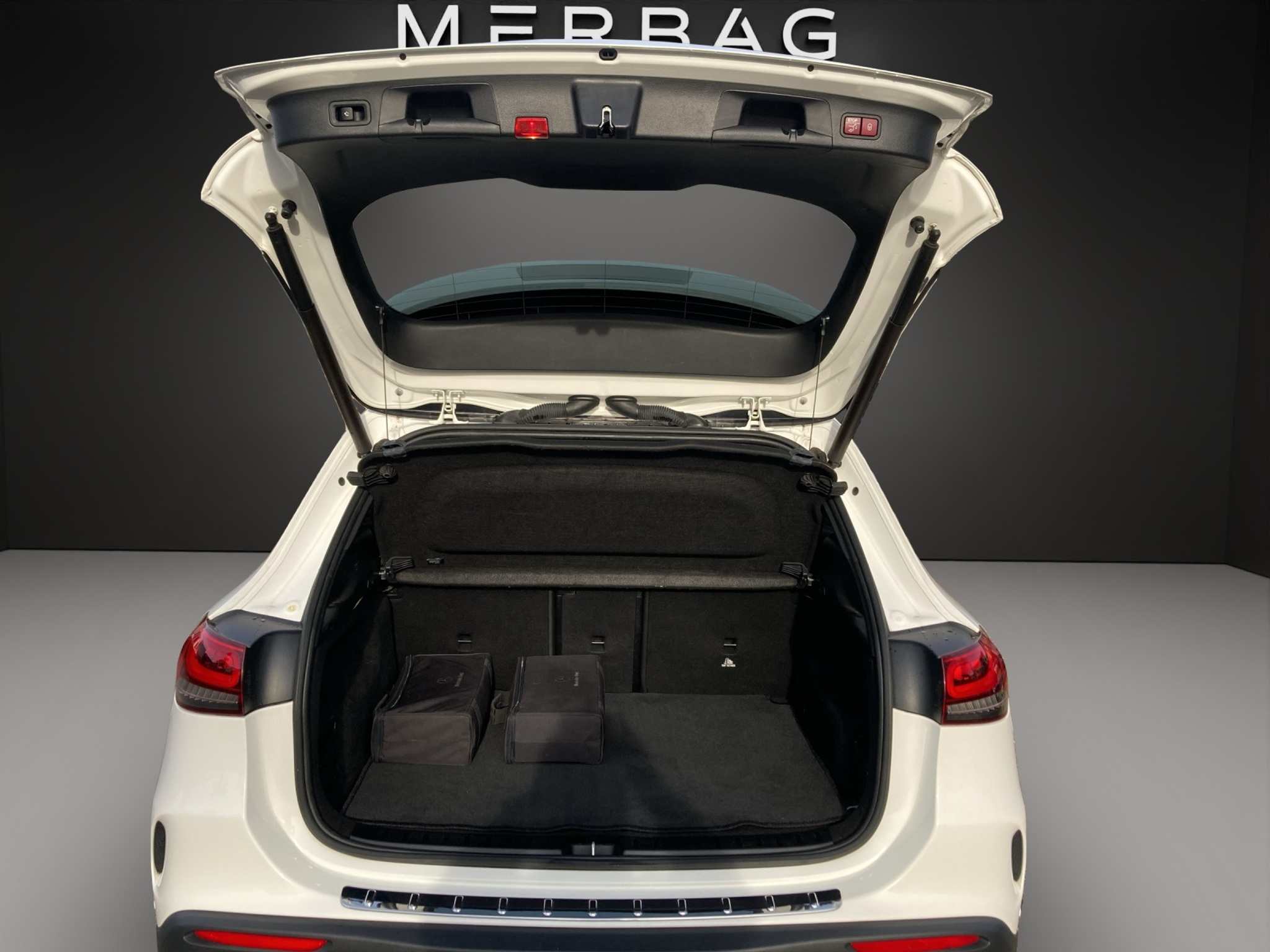 listing desktop thumbnail image 12