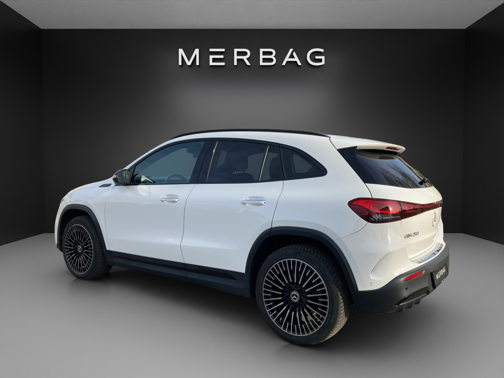 listing desktop thumbnail image 4