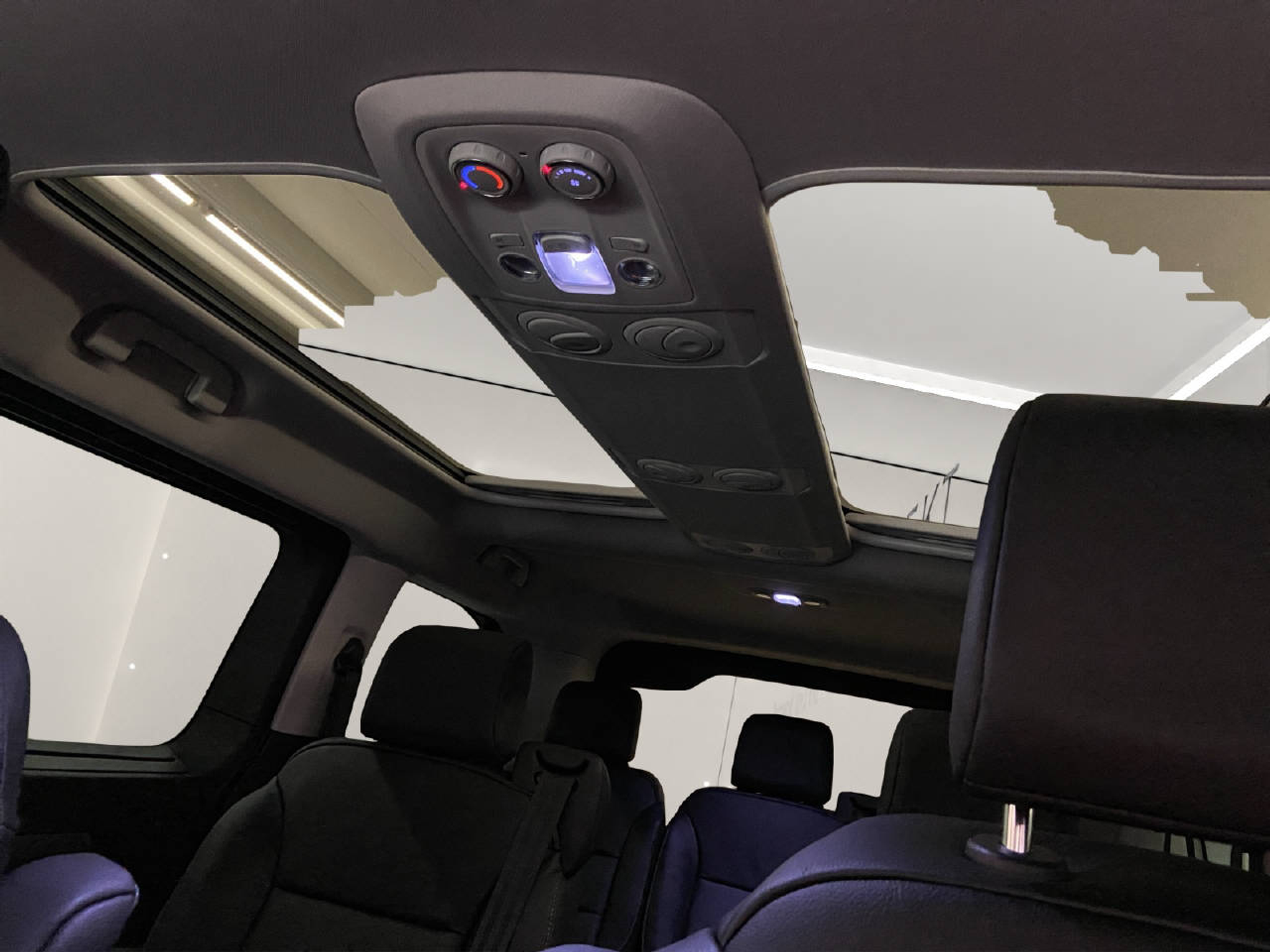 listing desktop thumbnail image 12