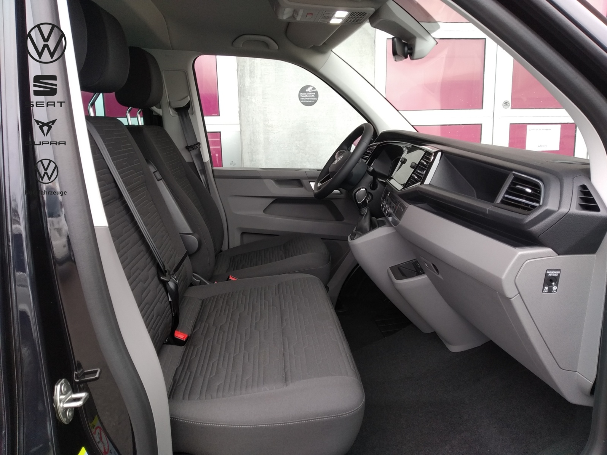 listing desktop thumbnail image 10