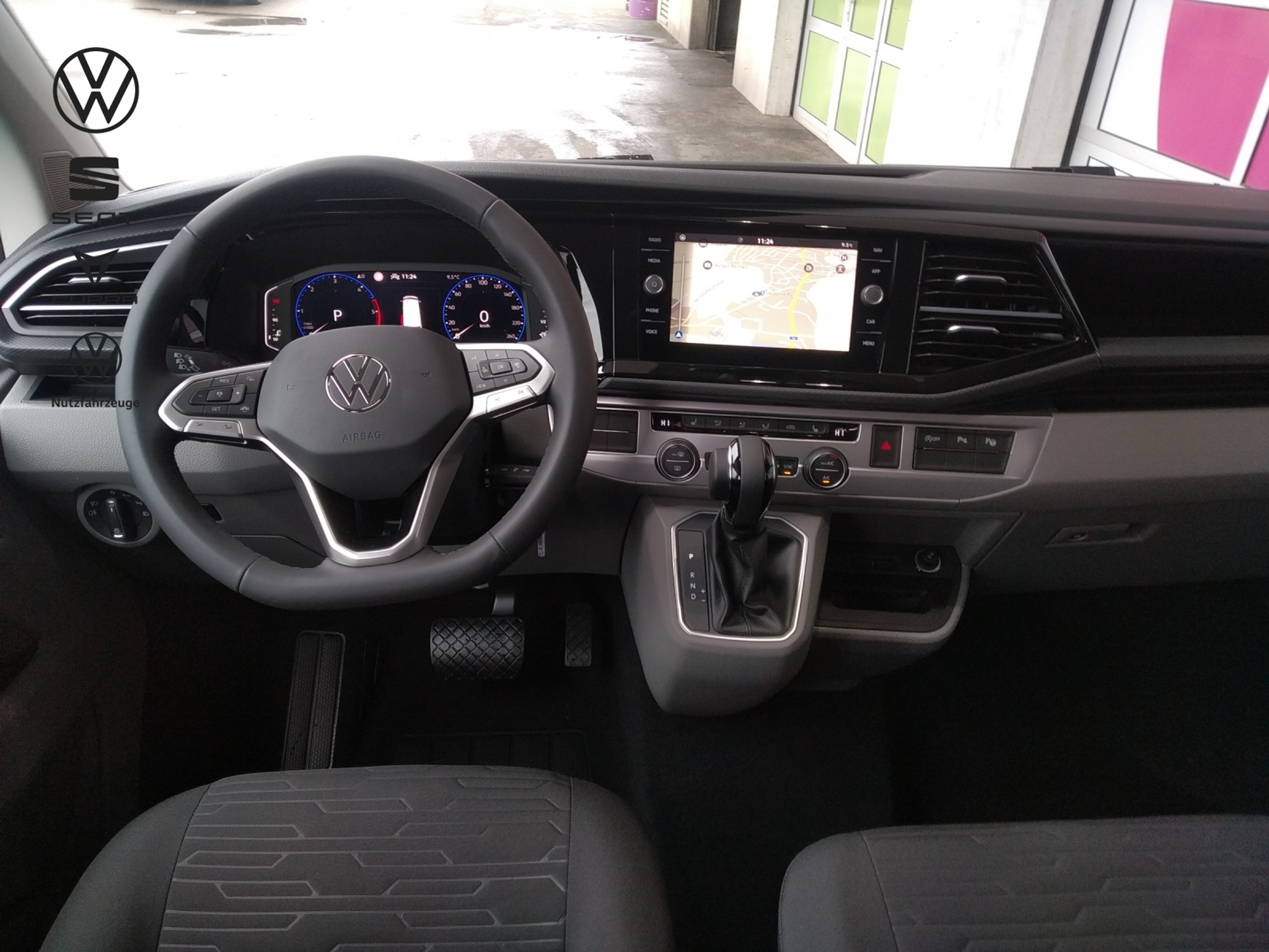 listing desktop thumbnail image 8