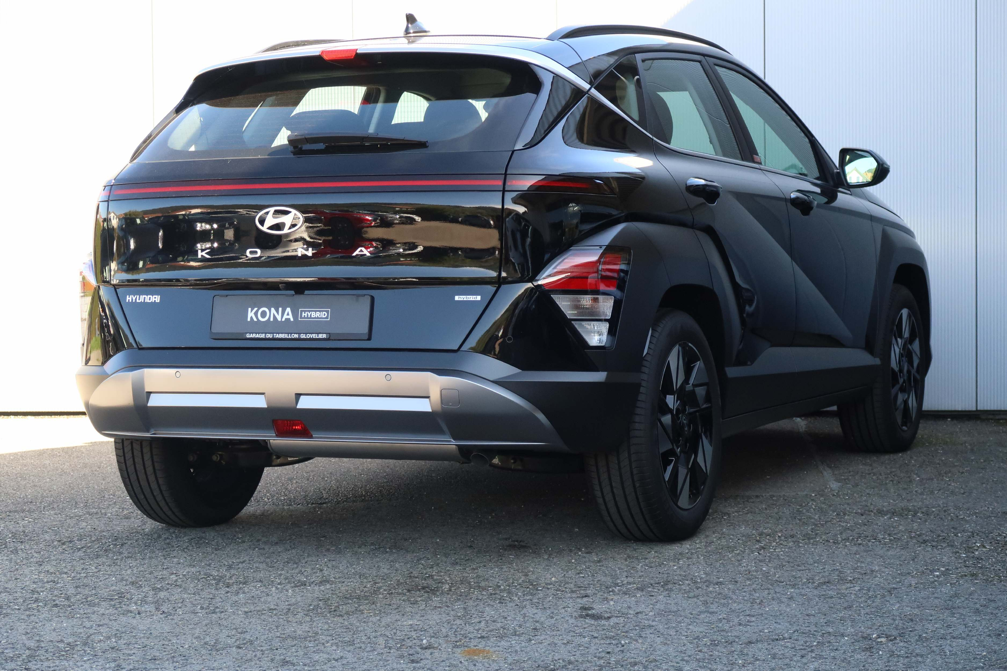 listing desktop thumbnail image 2