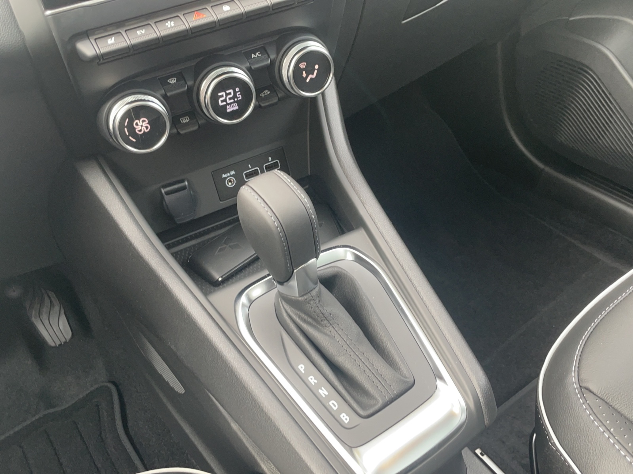 listing desktop thumbnail image 10