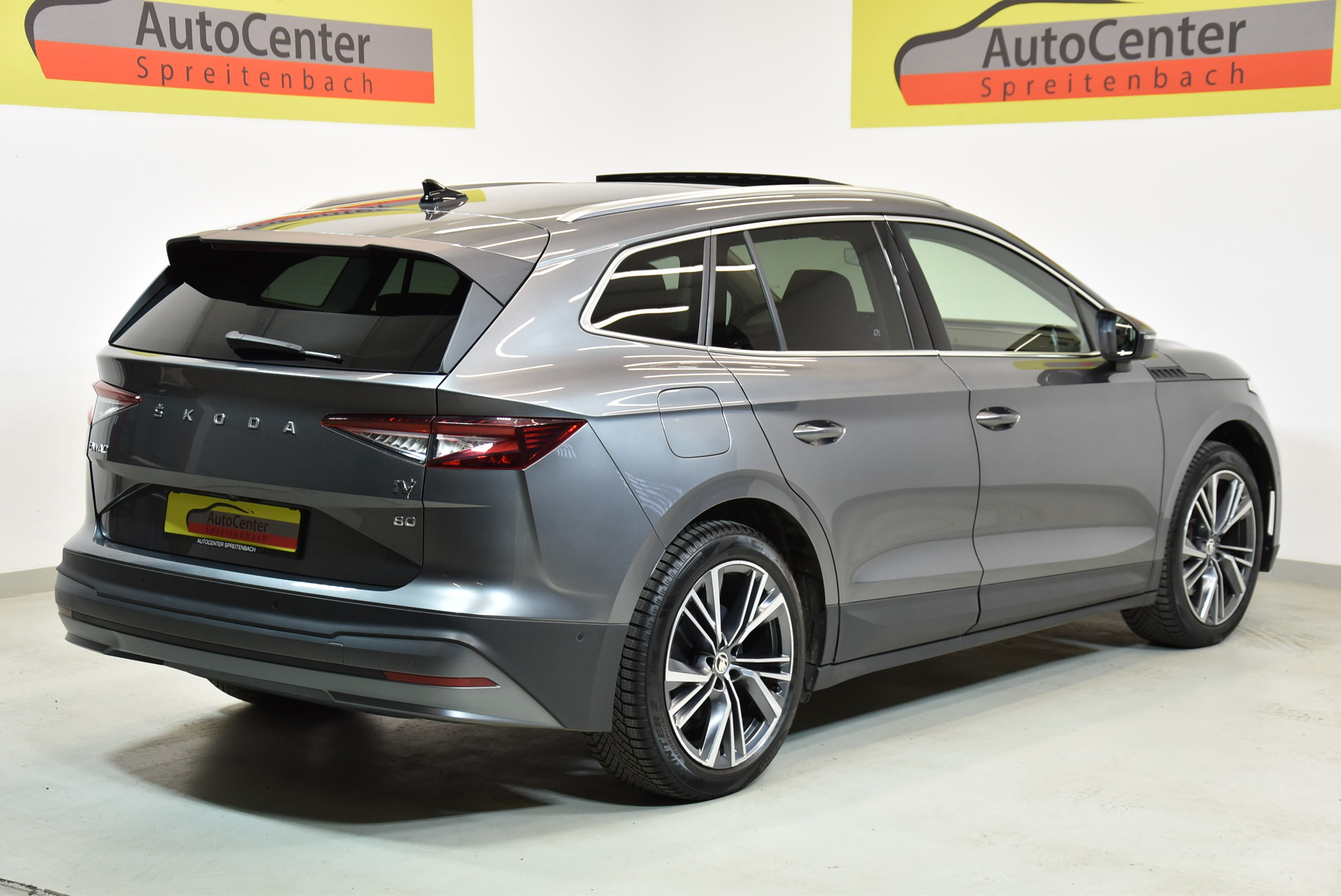 listing desktop thumbnail image 12