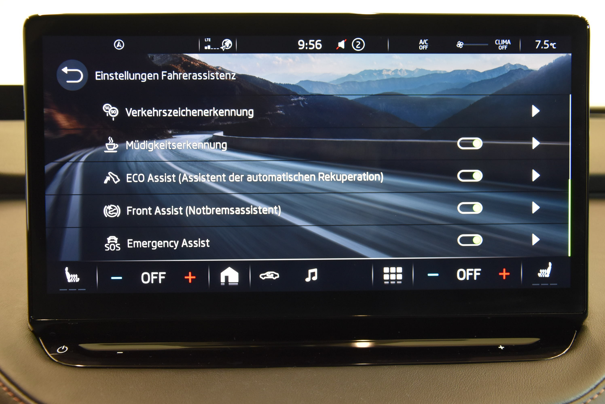 listing desktop thumbnail image 11