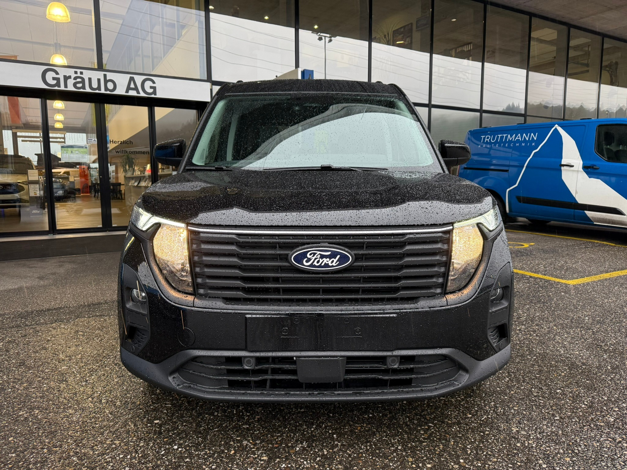 listing desktop thumbnail image 1