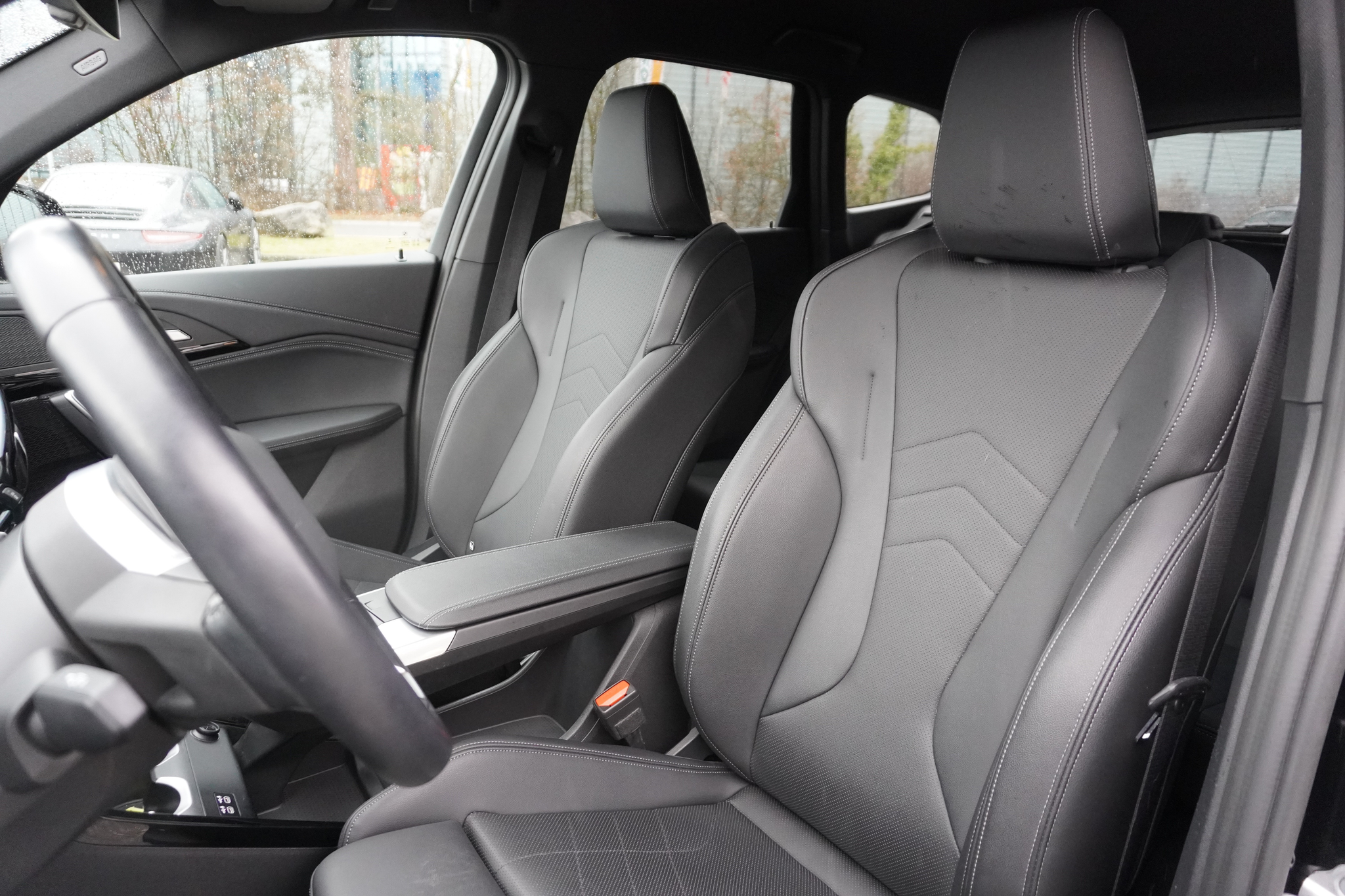 listing desktop thumbnail image 13