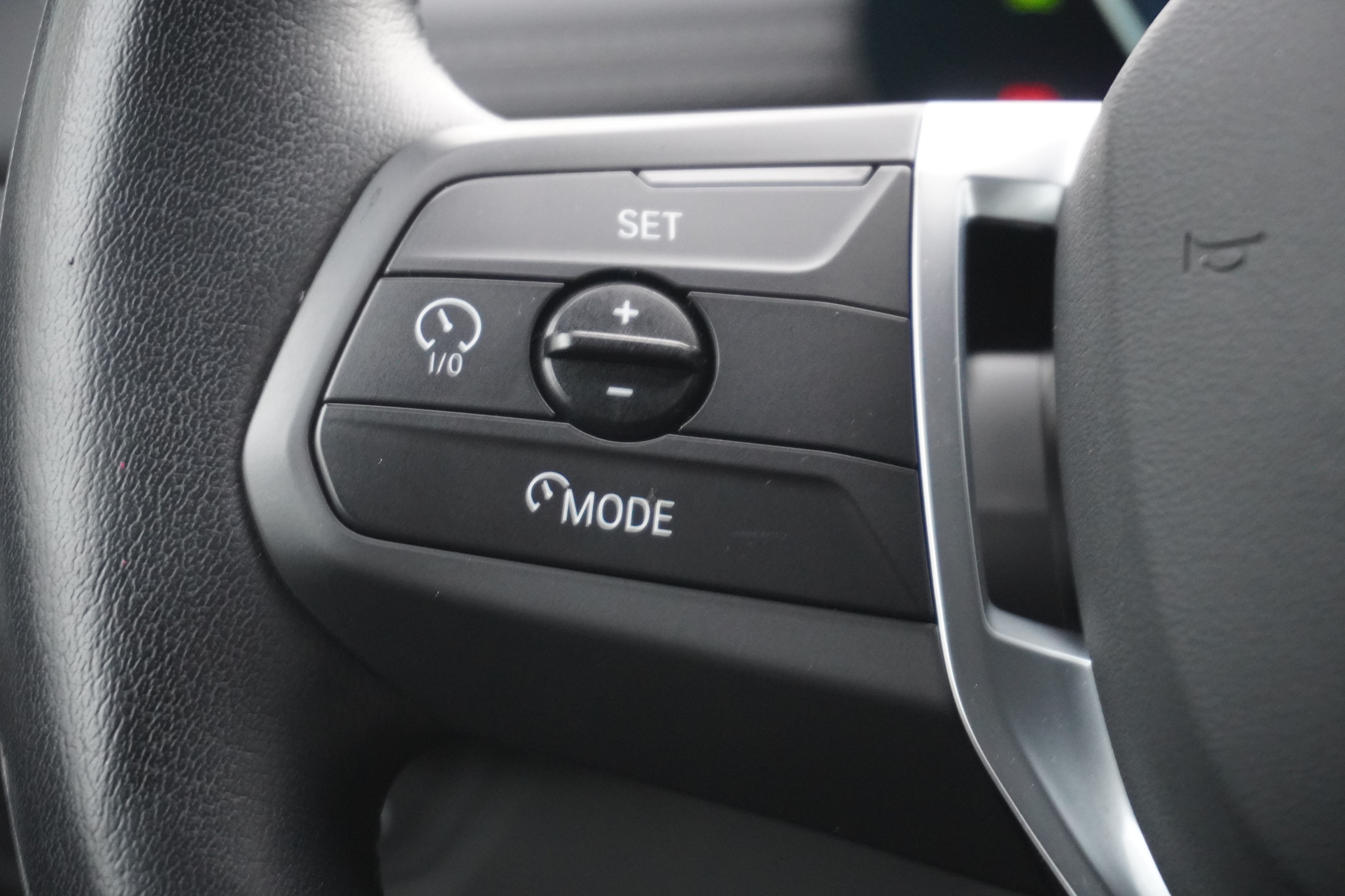 listing desktop thumbnail image 19