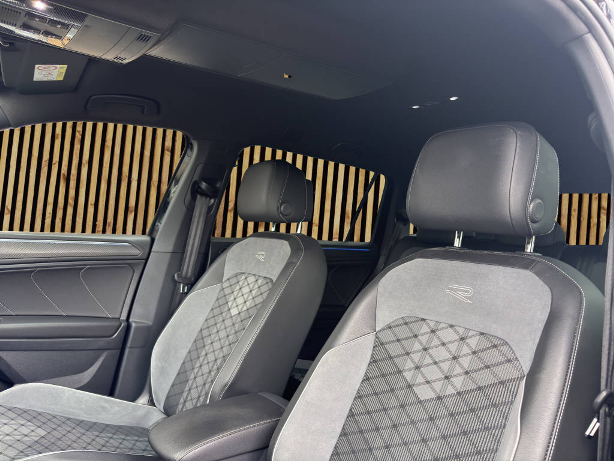 listing desktop thumbnail image 13