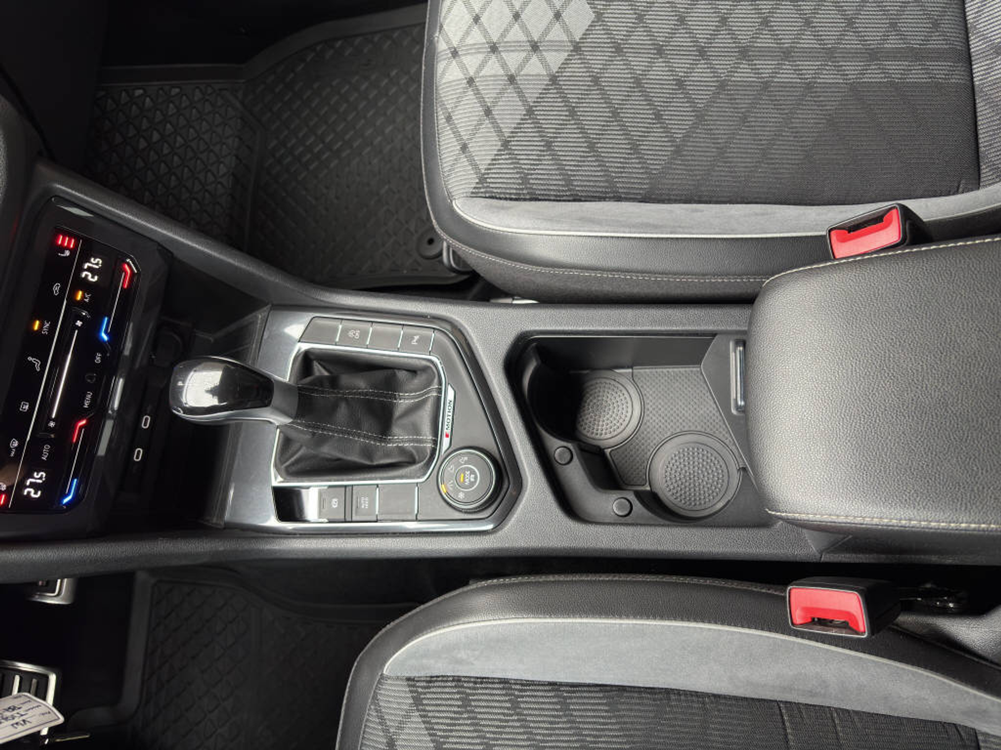 listing desktop thumbnail image 11