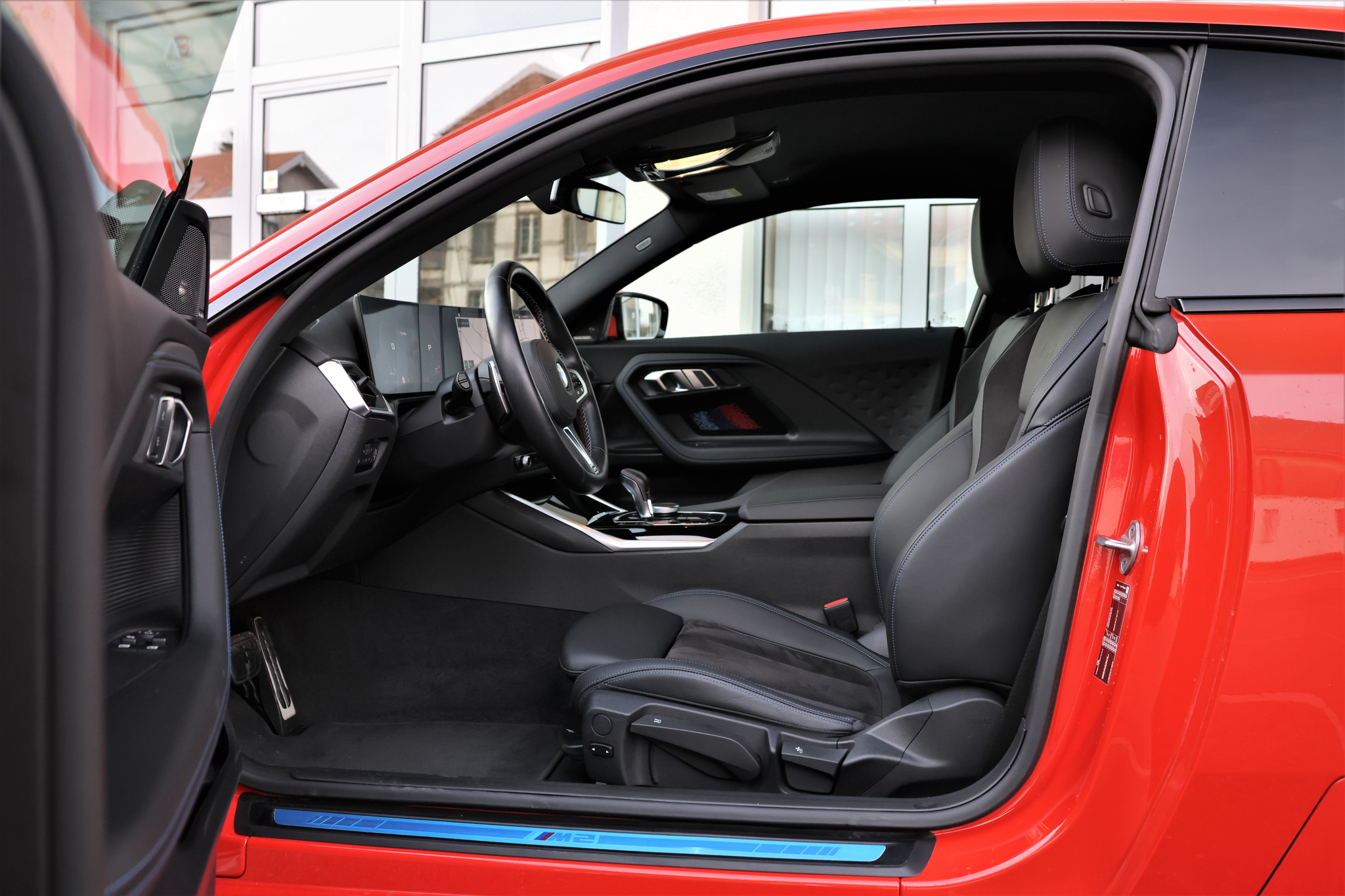 listing desktop thumbnail image 9