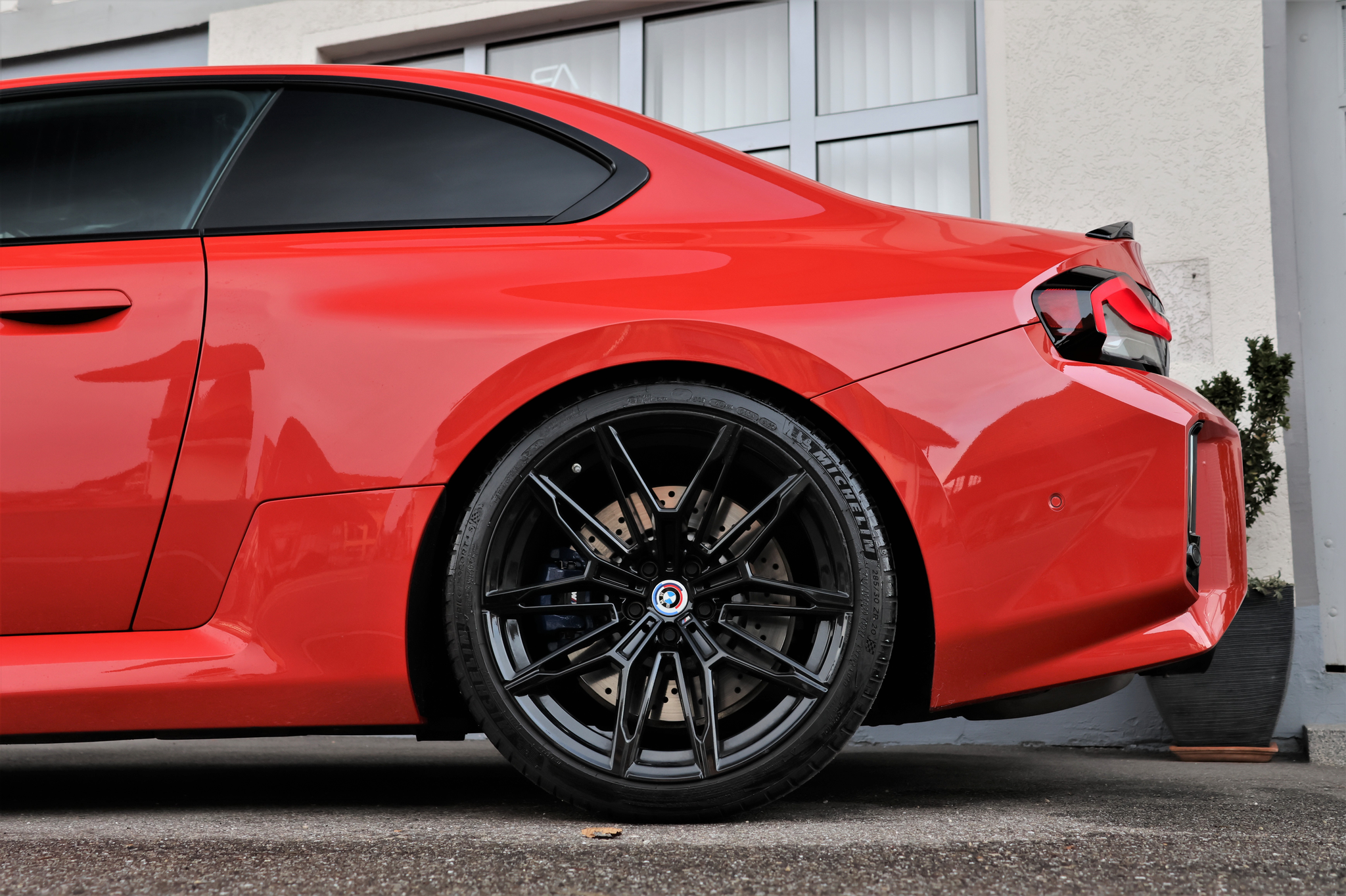 listing desktop thumbnail image 7