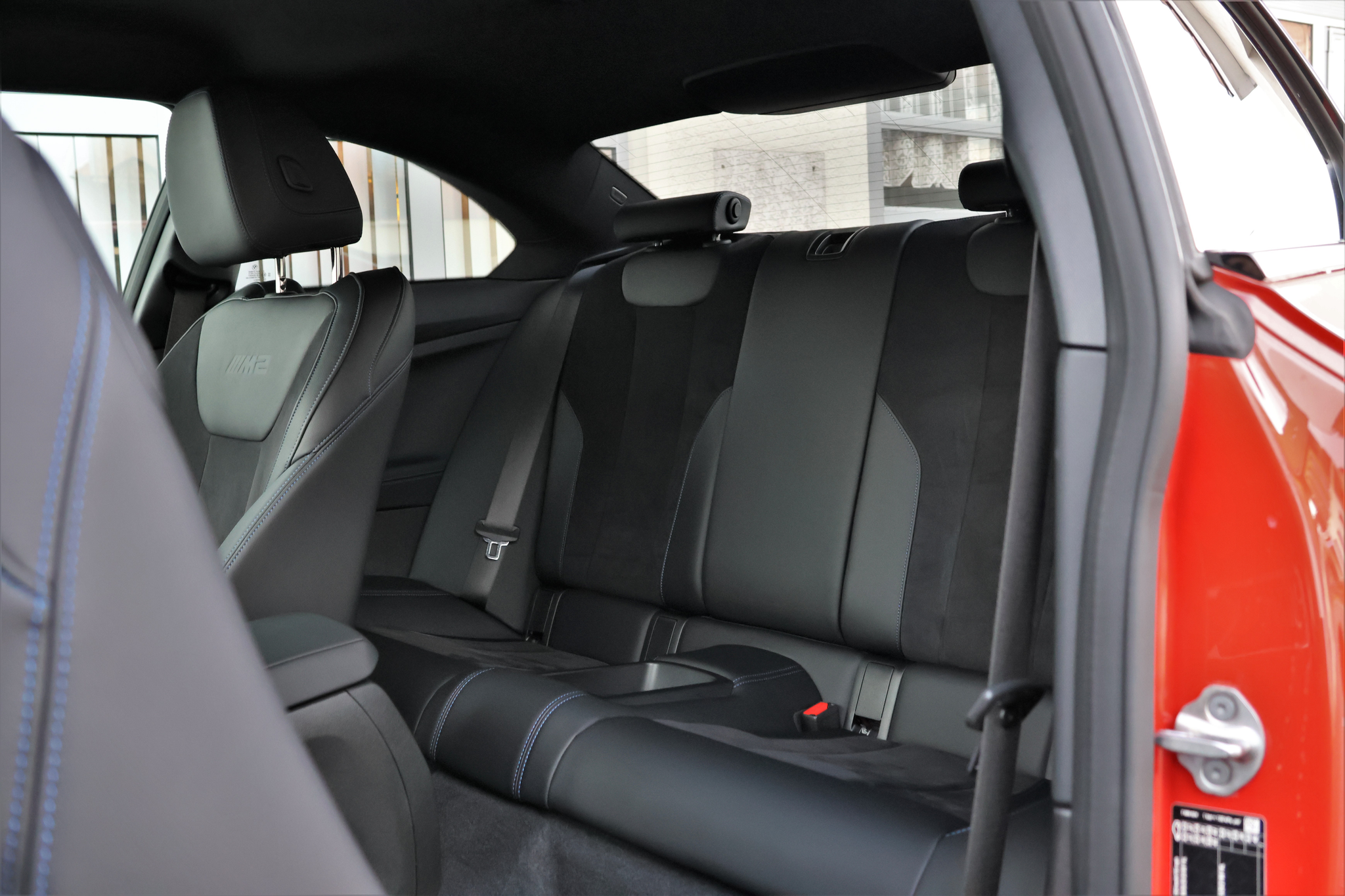 listing desktop thumbnail image 12