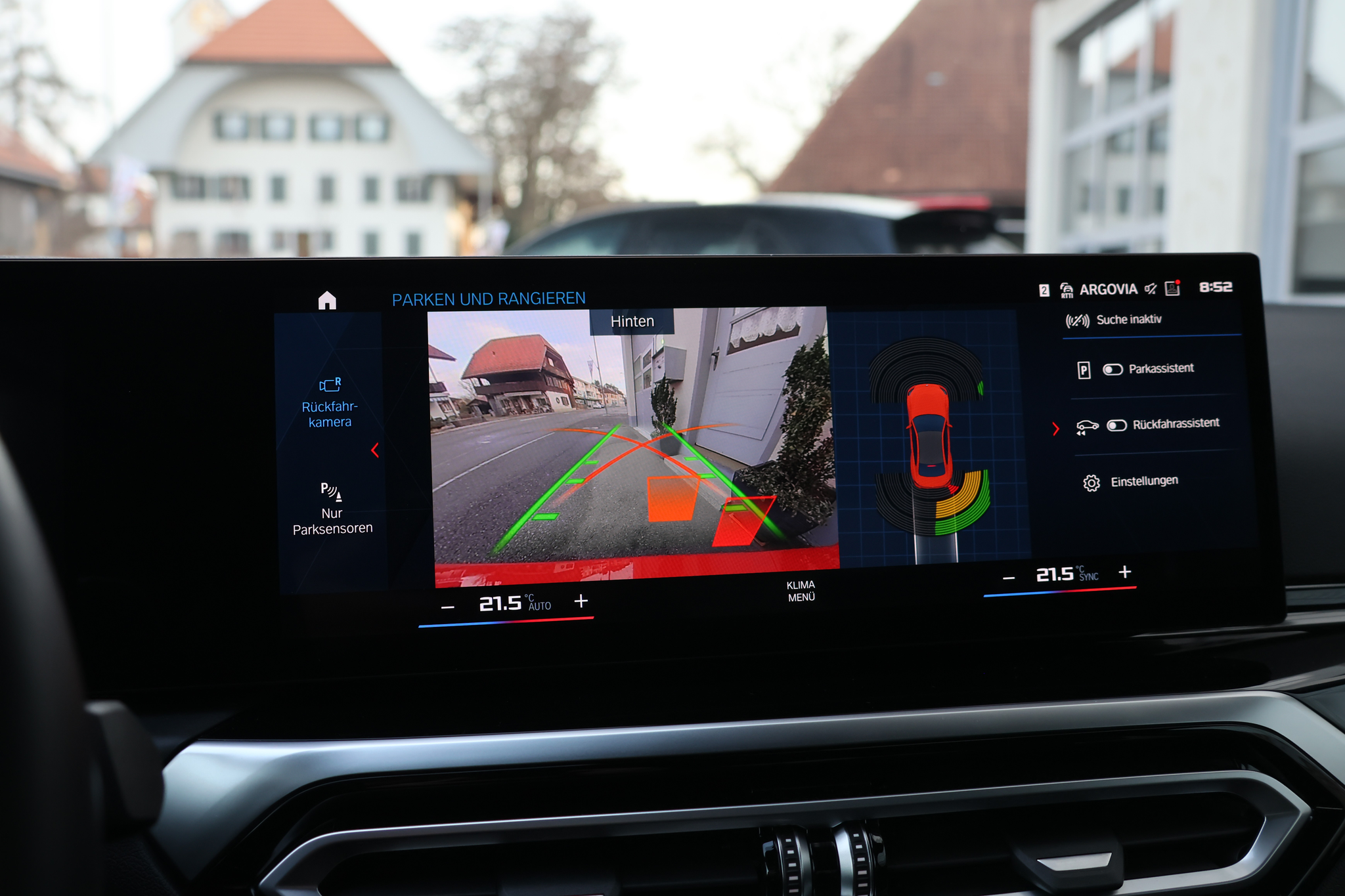 listing desktop thumbnail image 22