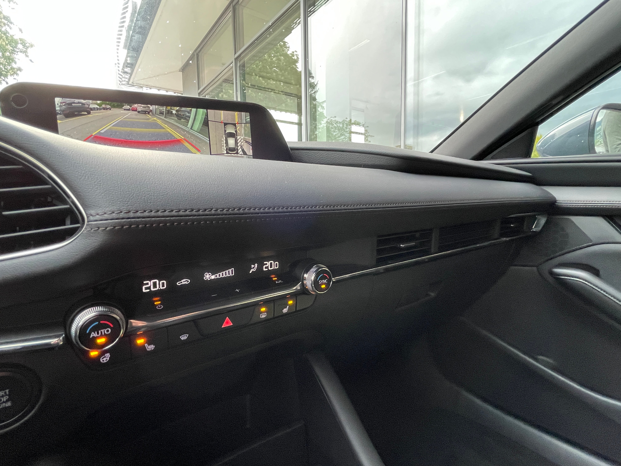 listing desktop thumbnail image 9