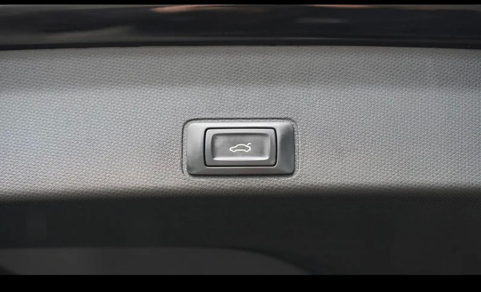 listing desktop thumbnail image 14