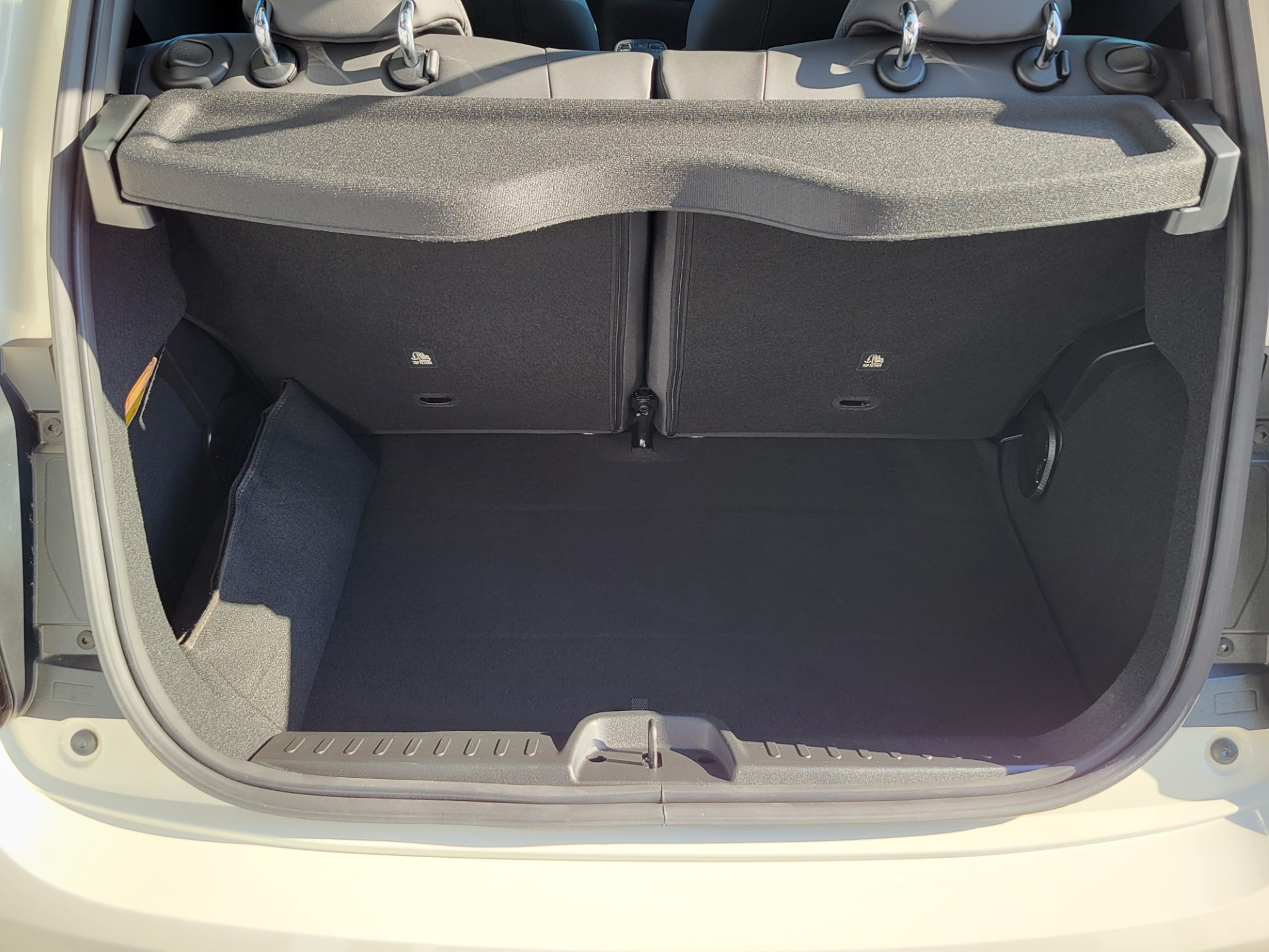 listing desktop thumbnail image 13