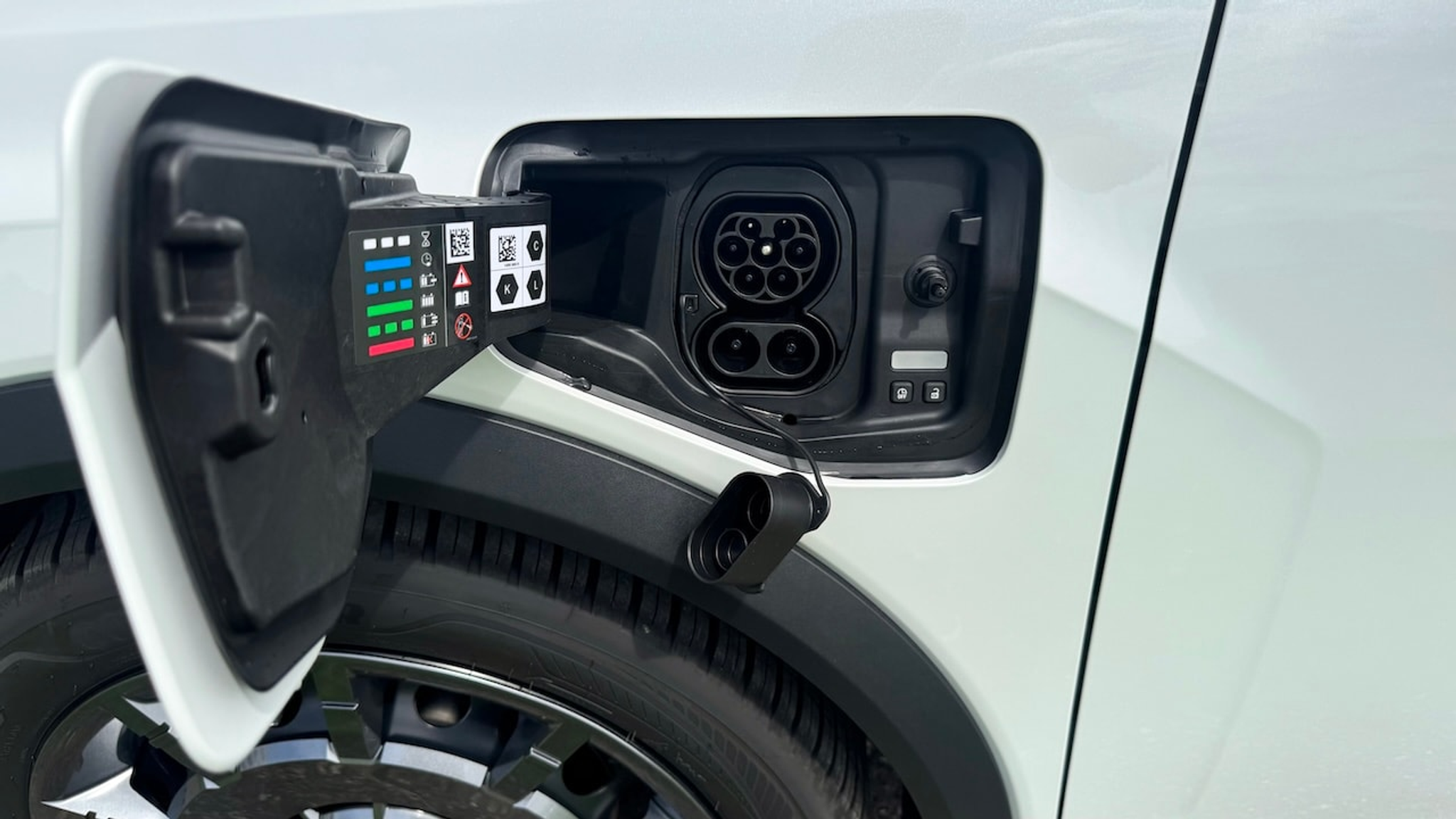 listing desktop thumbnail image 12