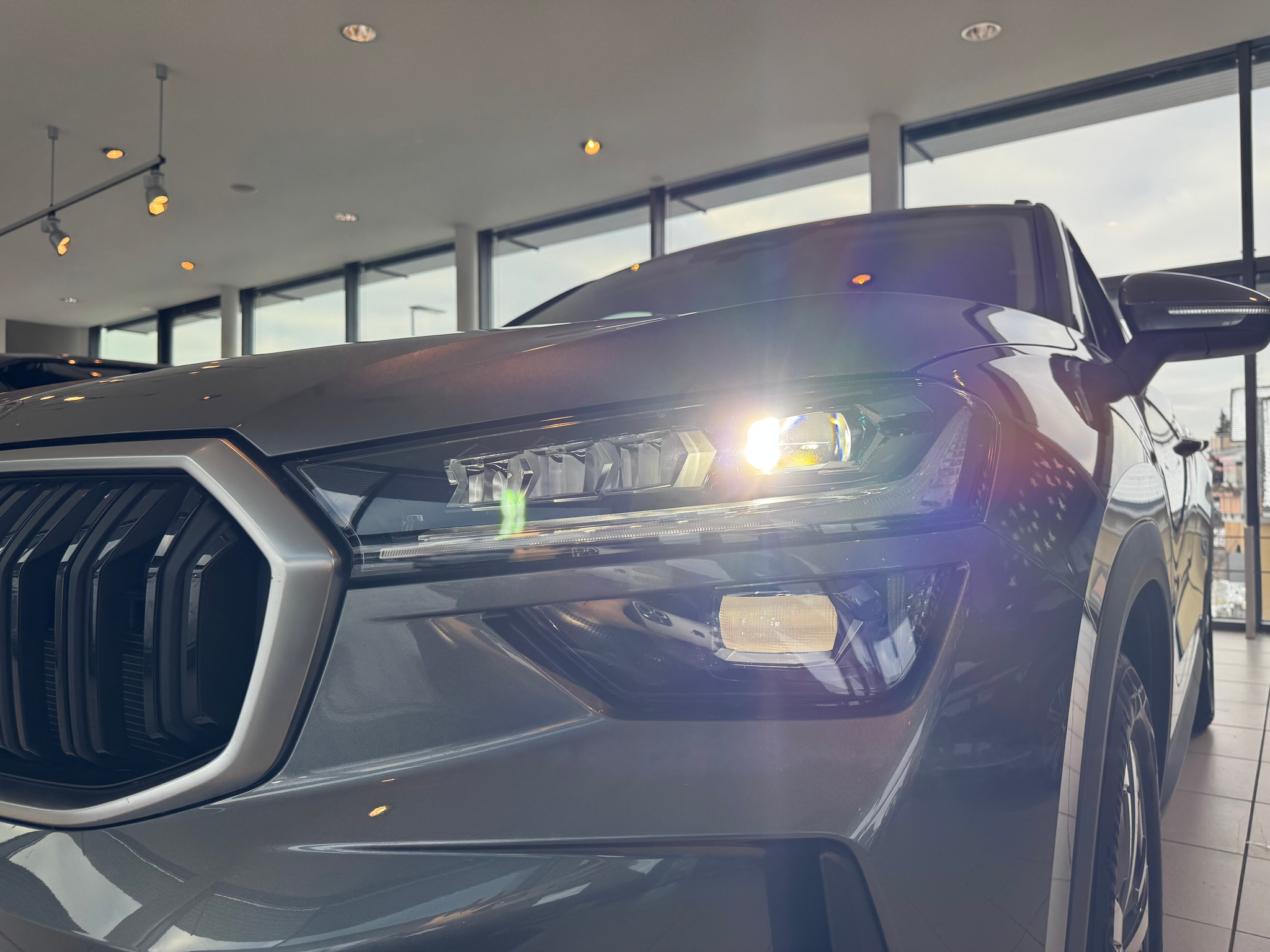 listing desktop thumbnail image 29