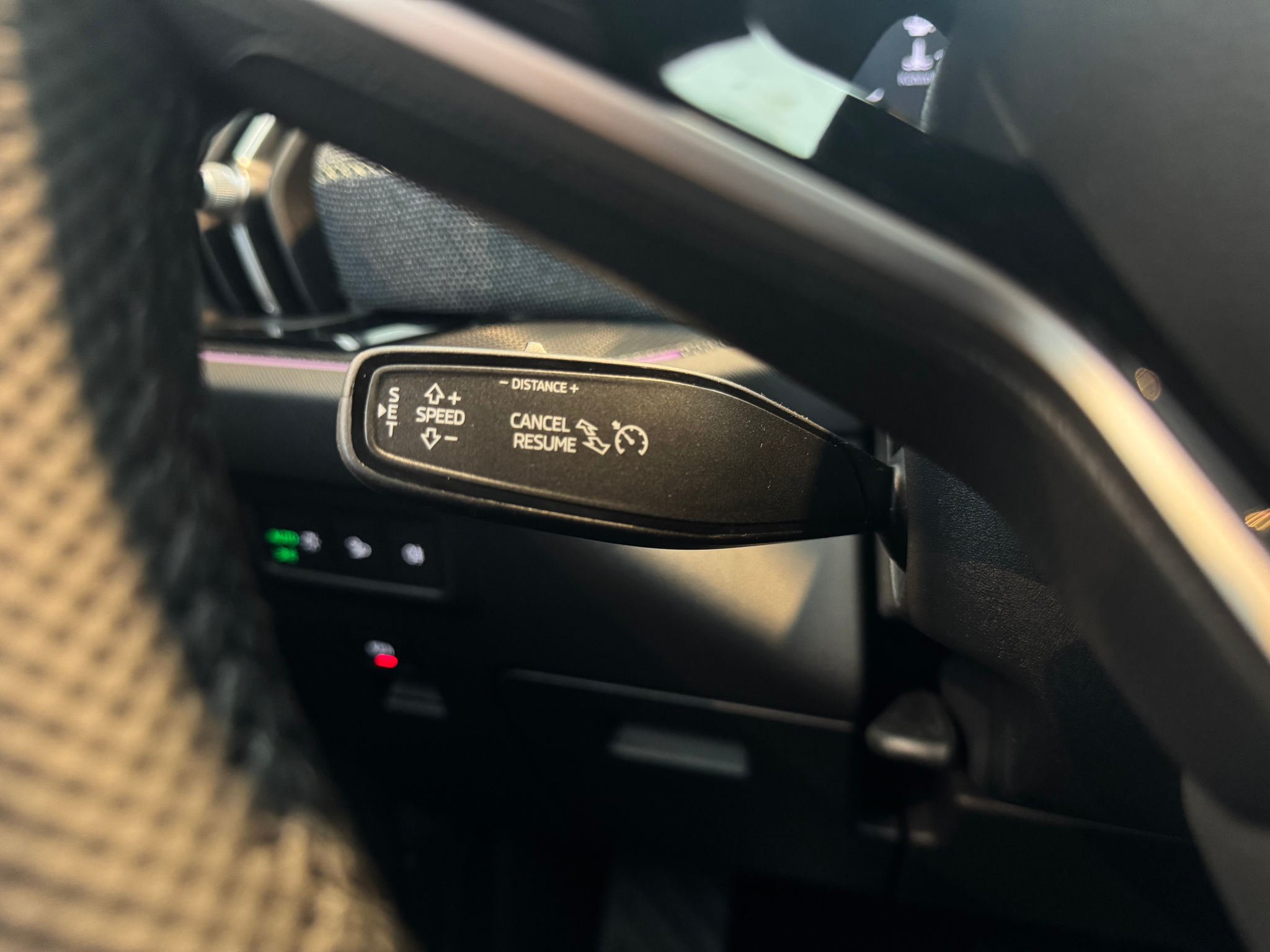 listing desktop thumbnail image 15