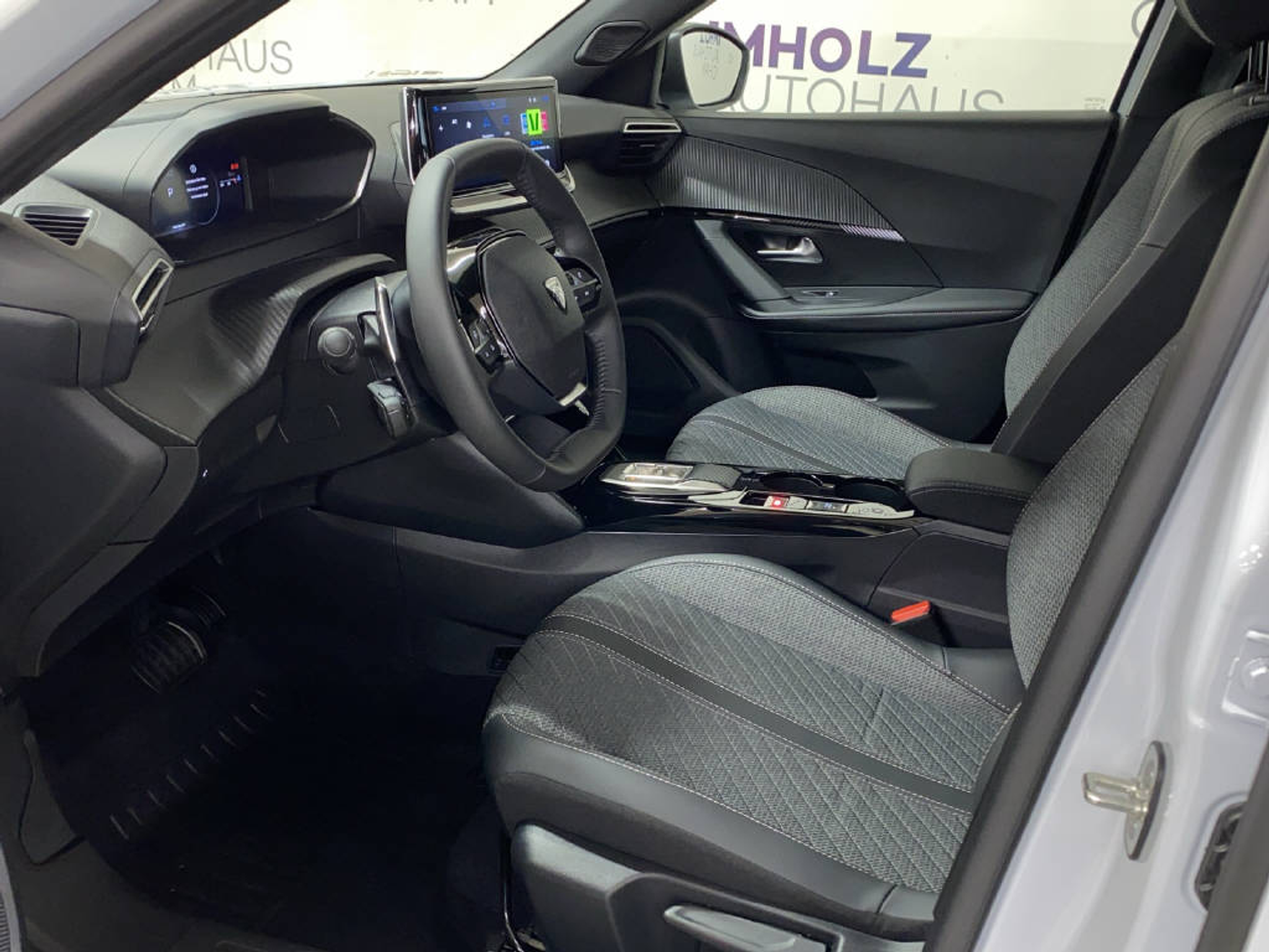 listing desktop thumbnail image 15