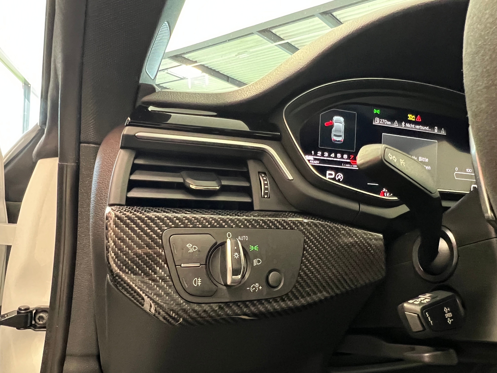 listing desktop thumbnail image 29