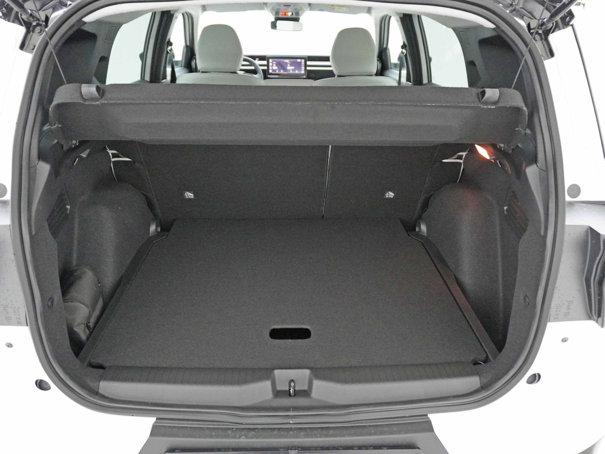 listing desktop thumbnail image 15